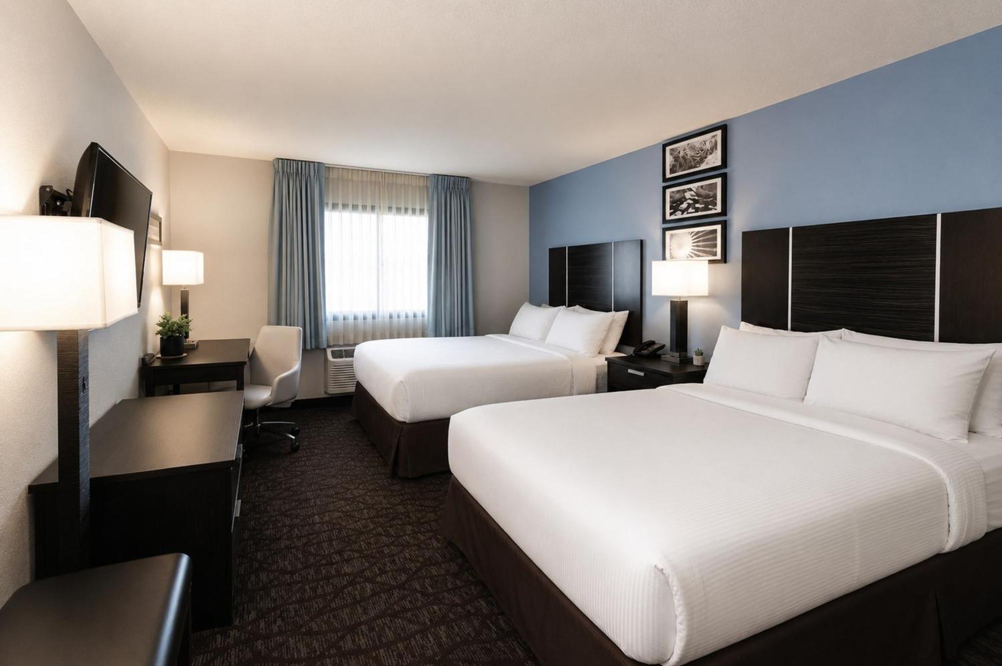 Deluxe Queen Room Two Queen Beds Non-Smoking