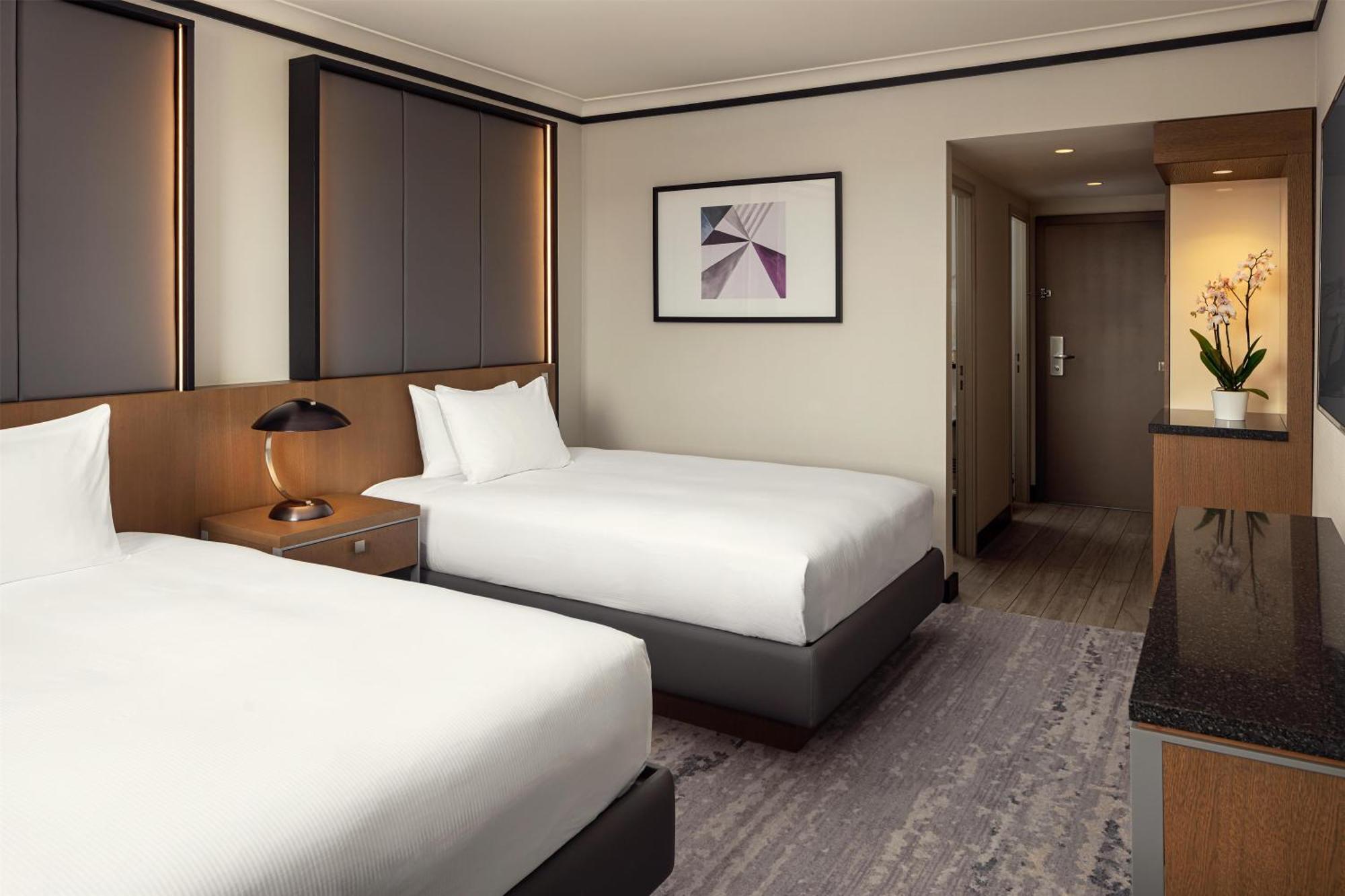 Deluxe Twin Room River View