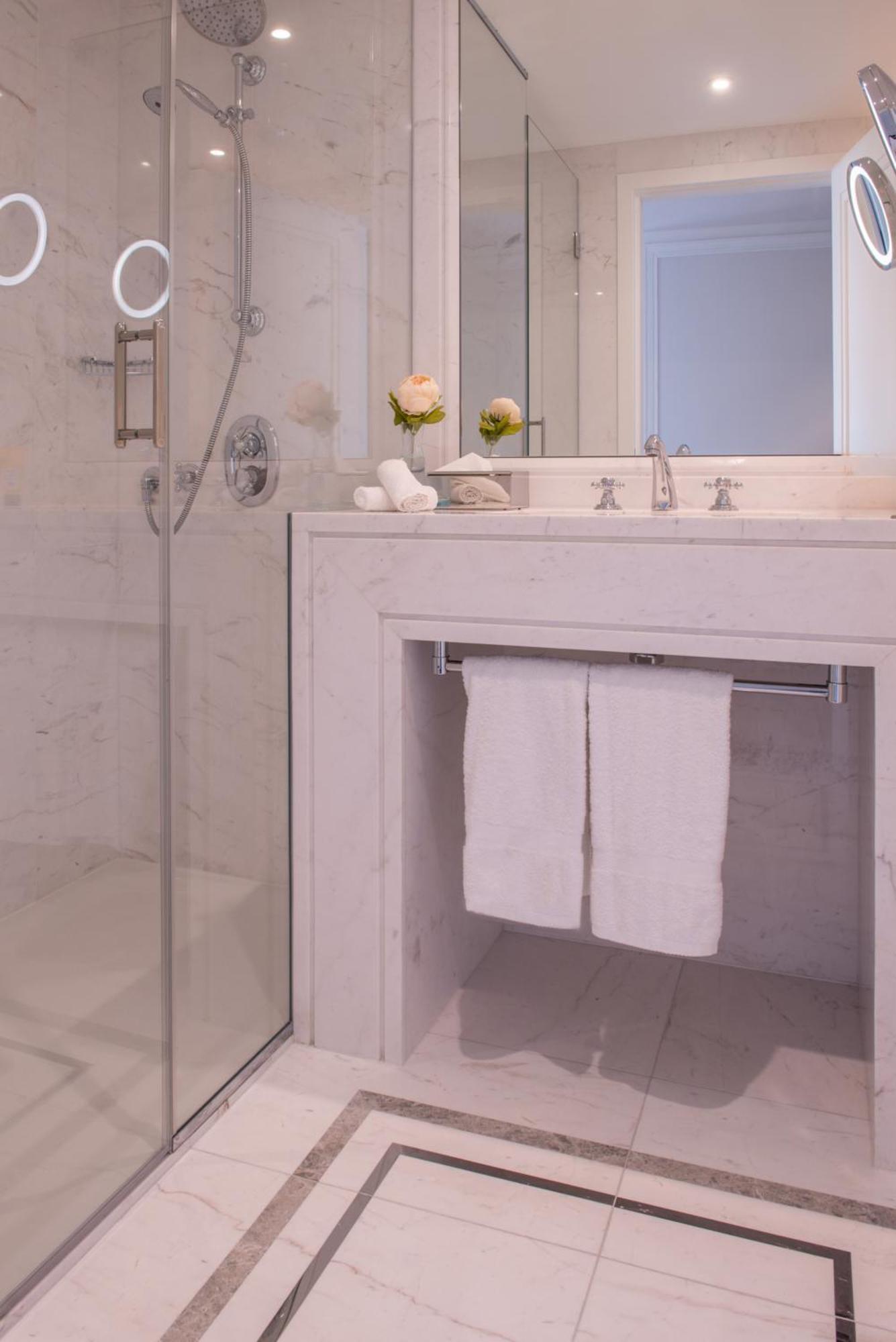 Prestige King Room
