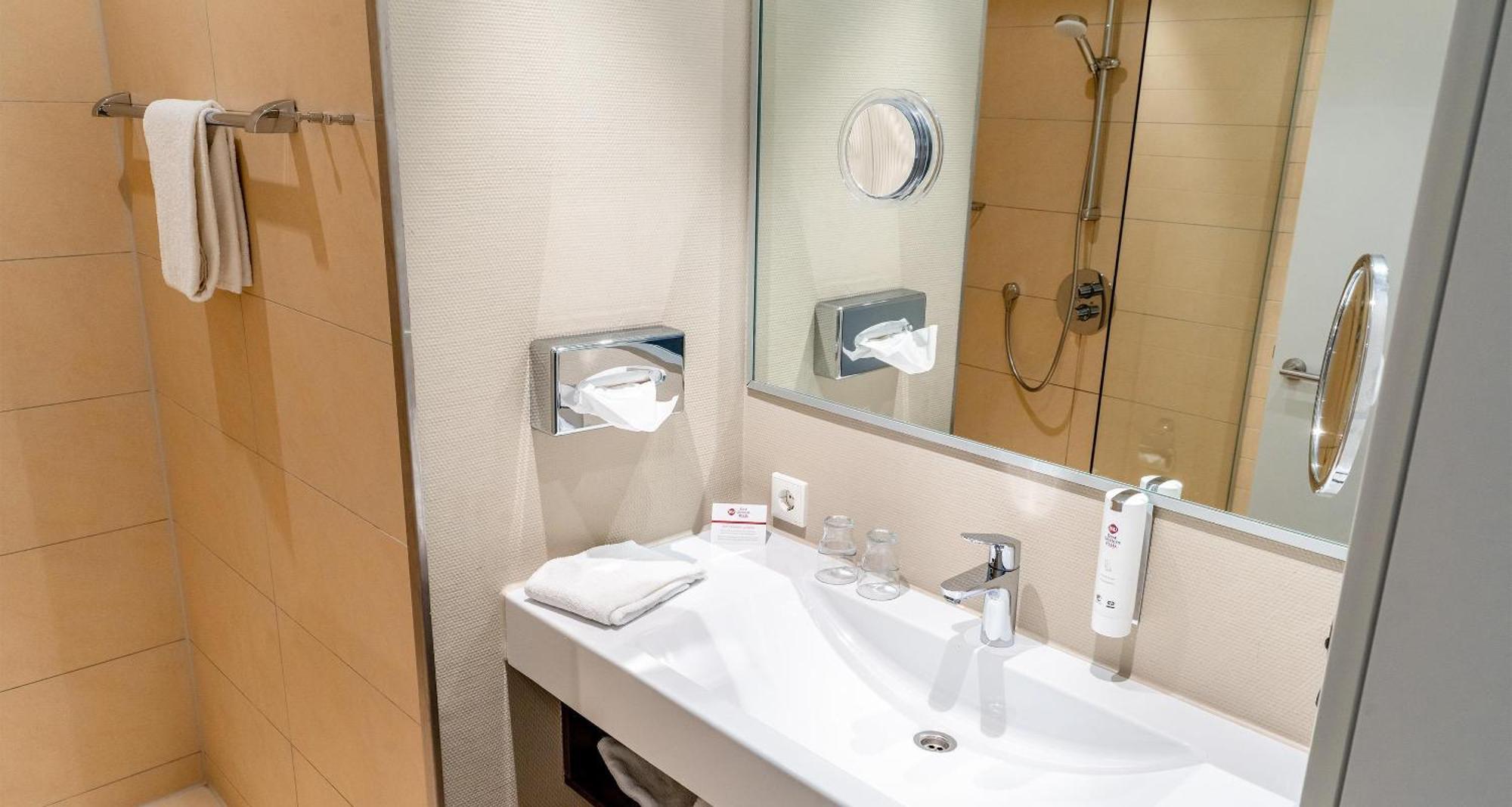 Comfort Twin Room