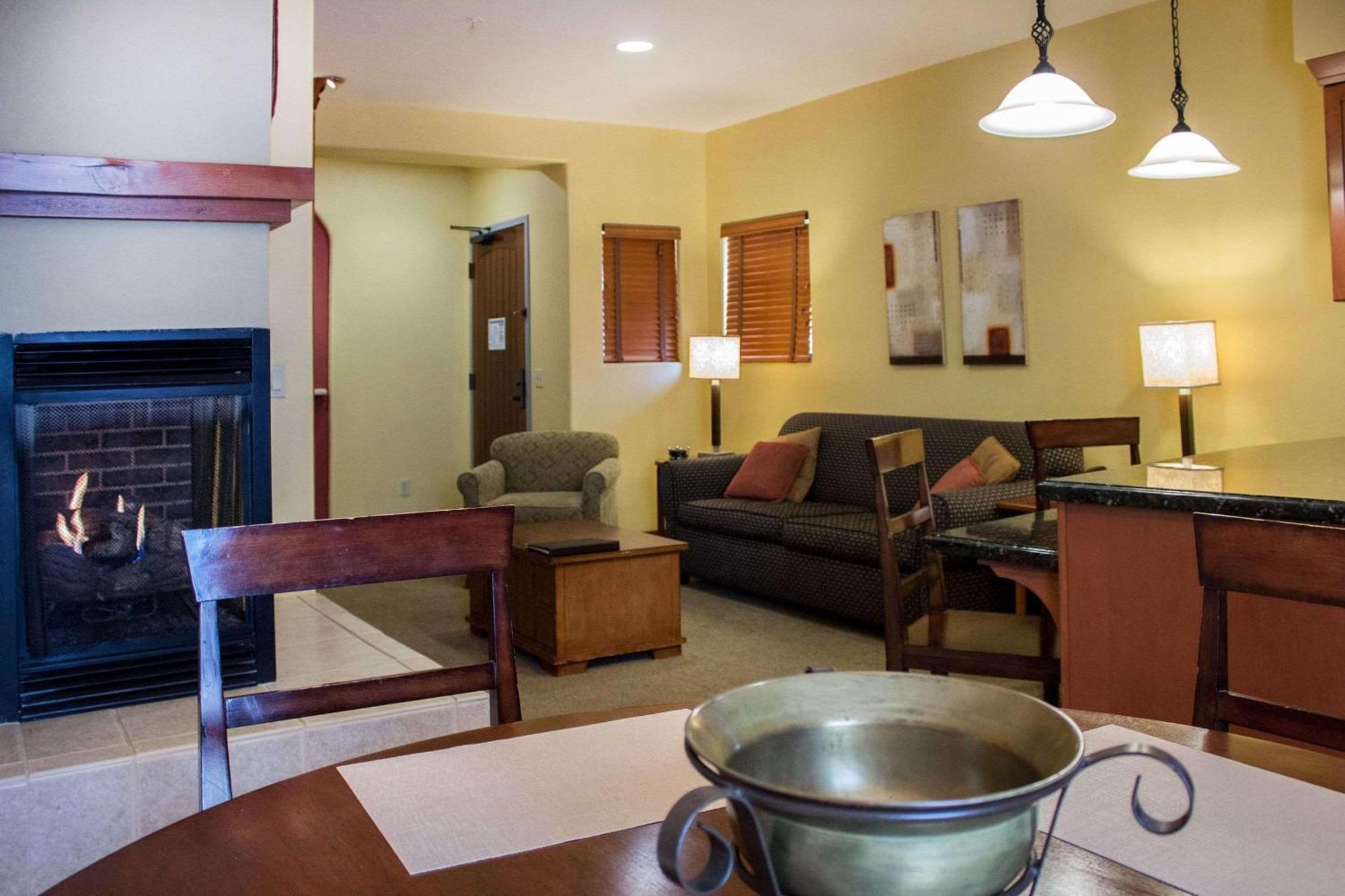 Two-Bedroom Connecting Junior Suite