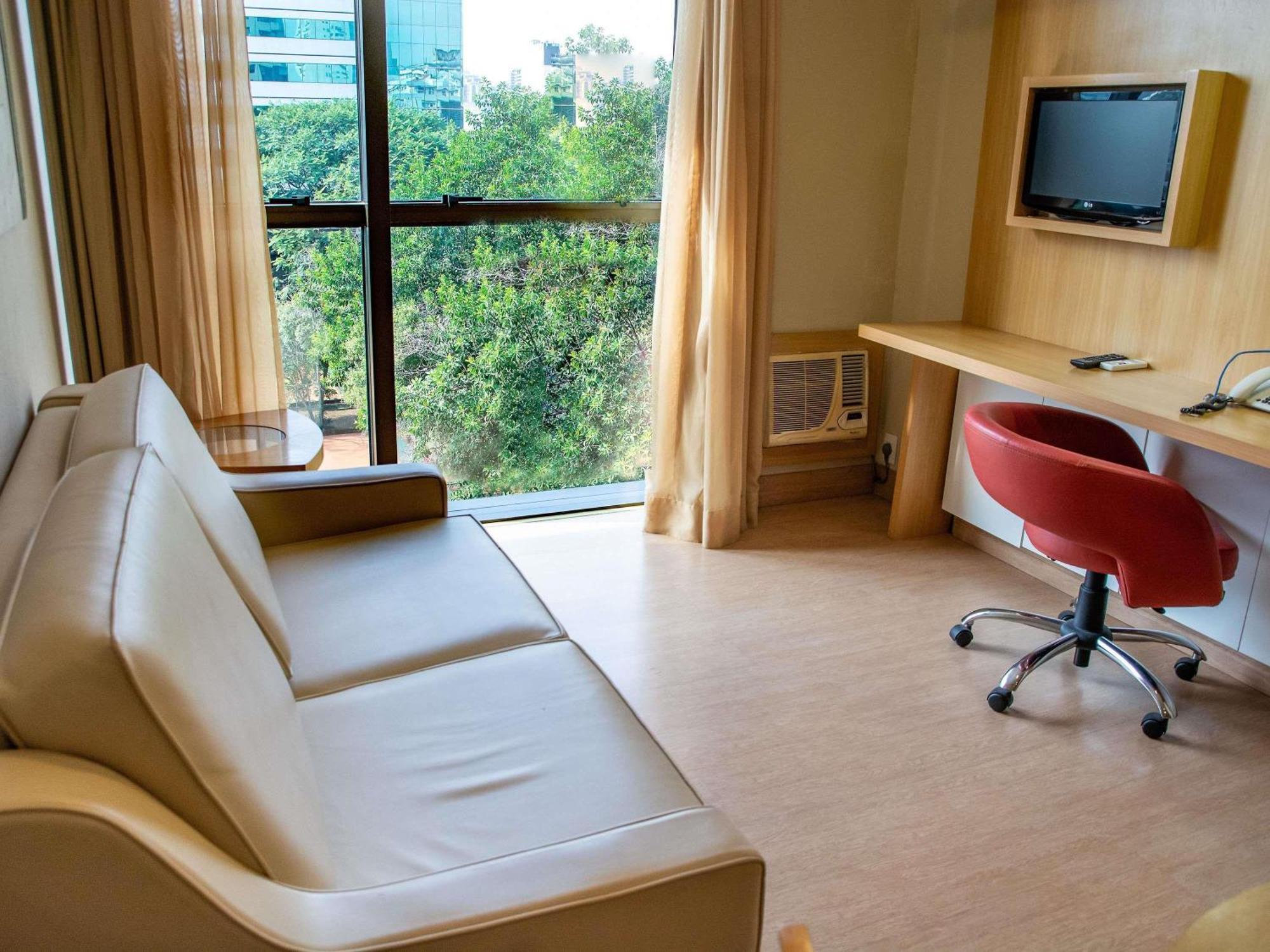 Superior Apartment Twin Beds
