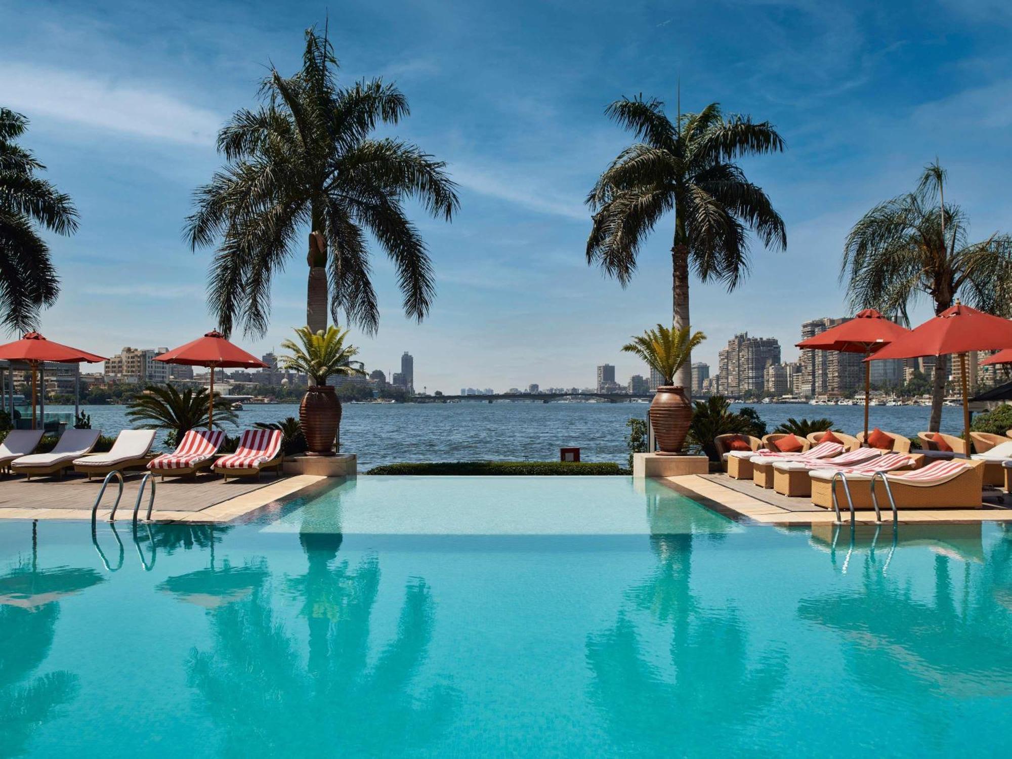 Premium King Room on High Floor Partial Nile View