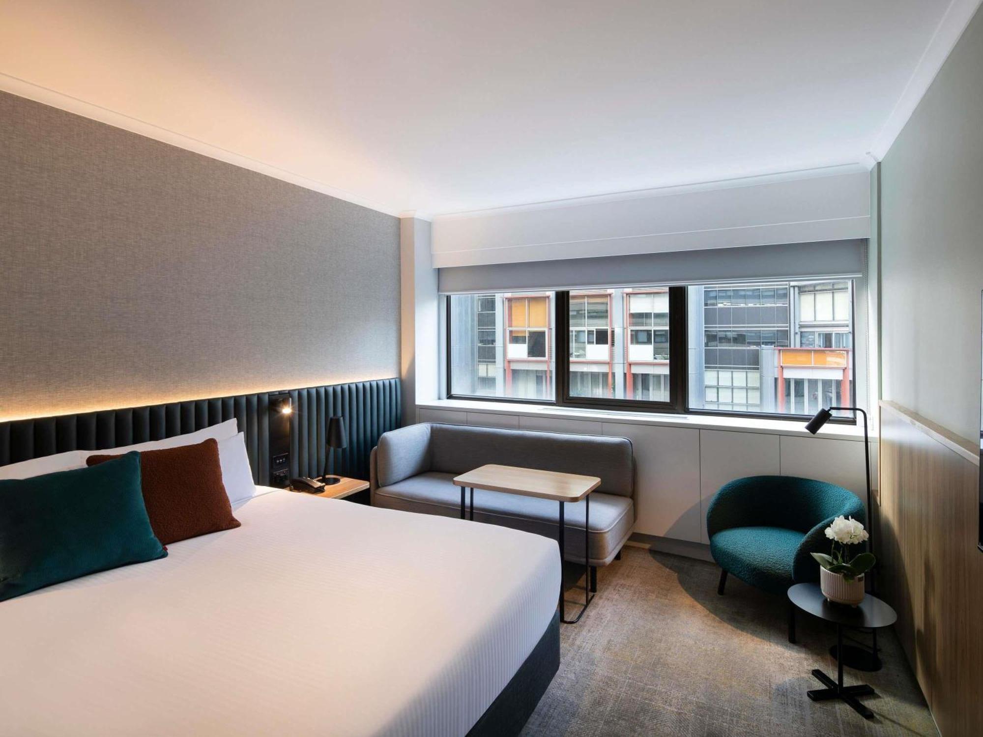 Superior King Room