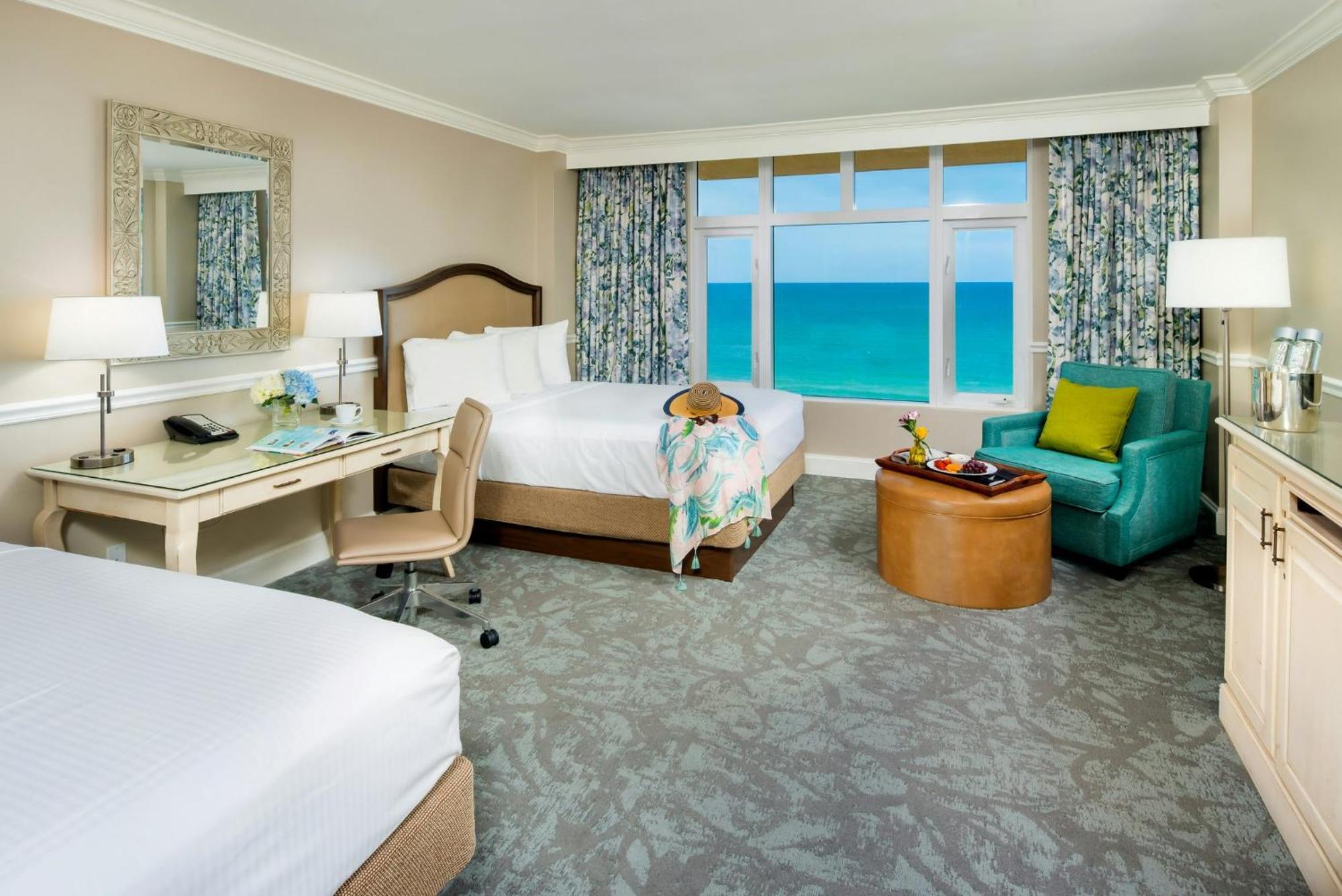 Accessible Queen Guestroom