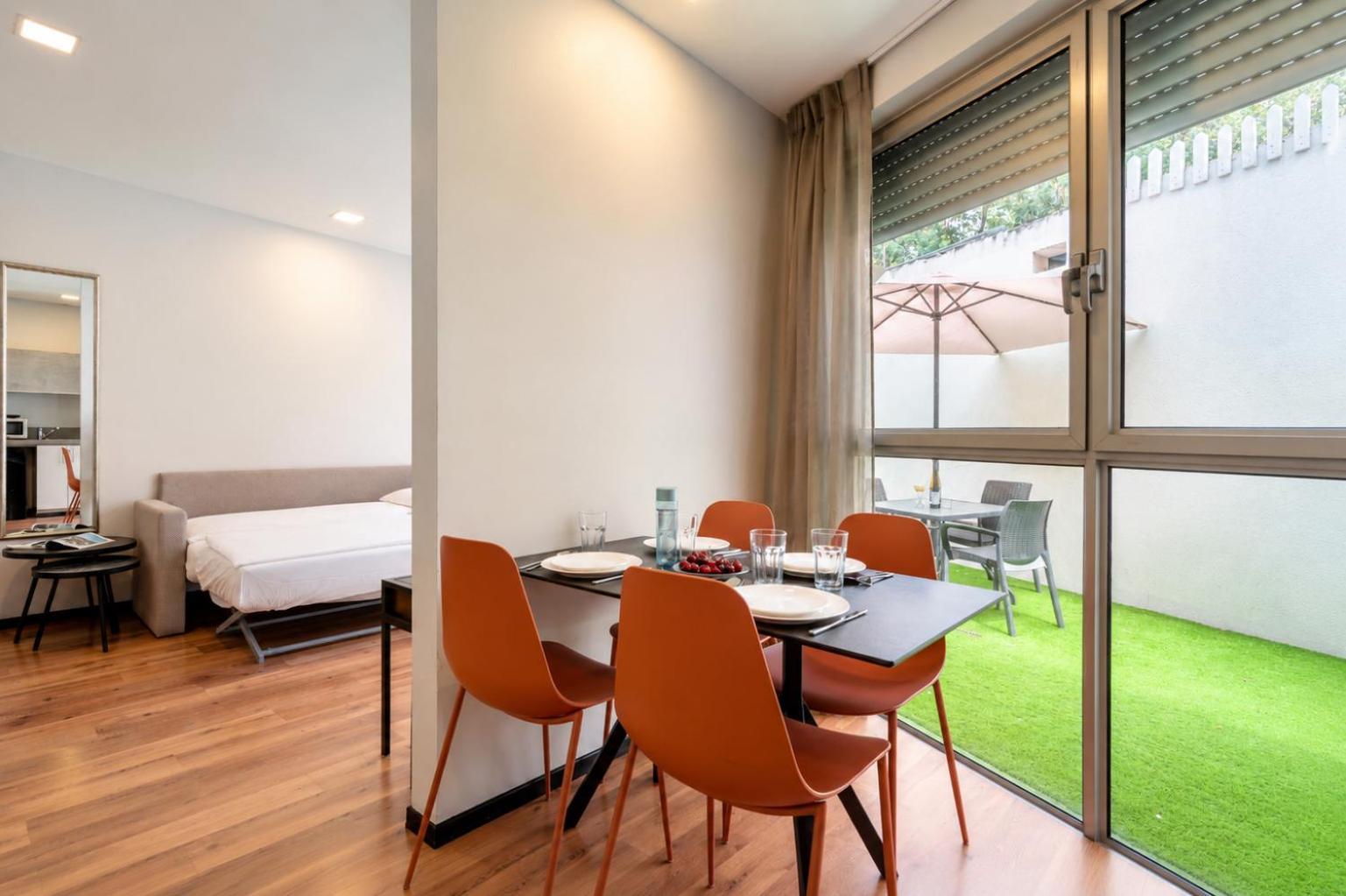 One-Bedroom Apartment Terrace