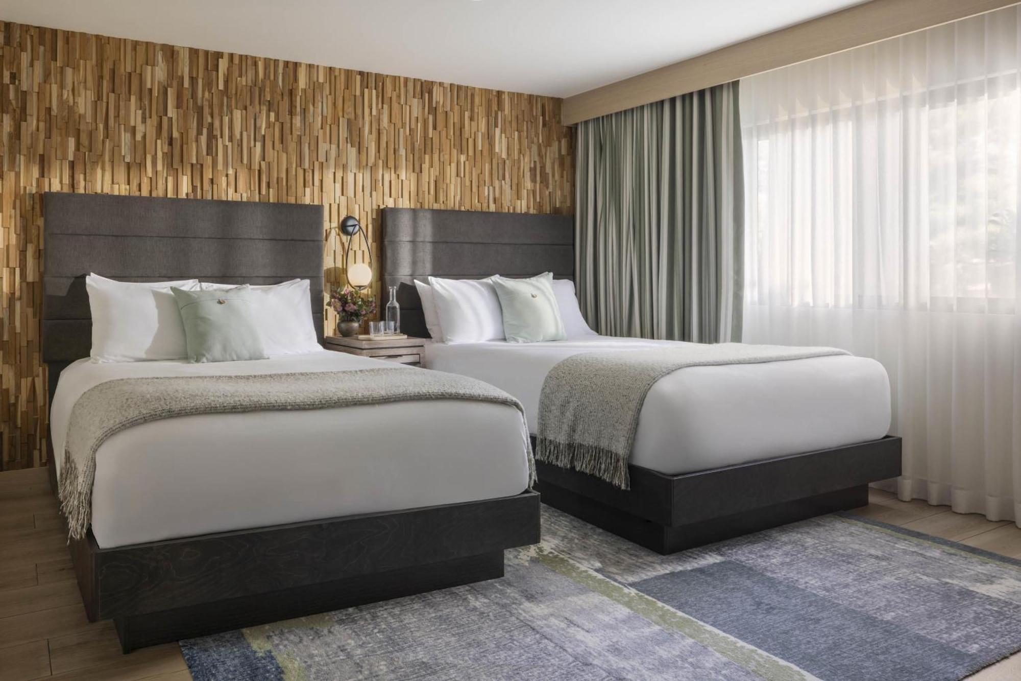 Queen Room Two Queen Beds