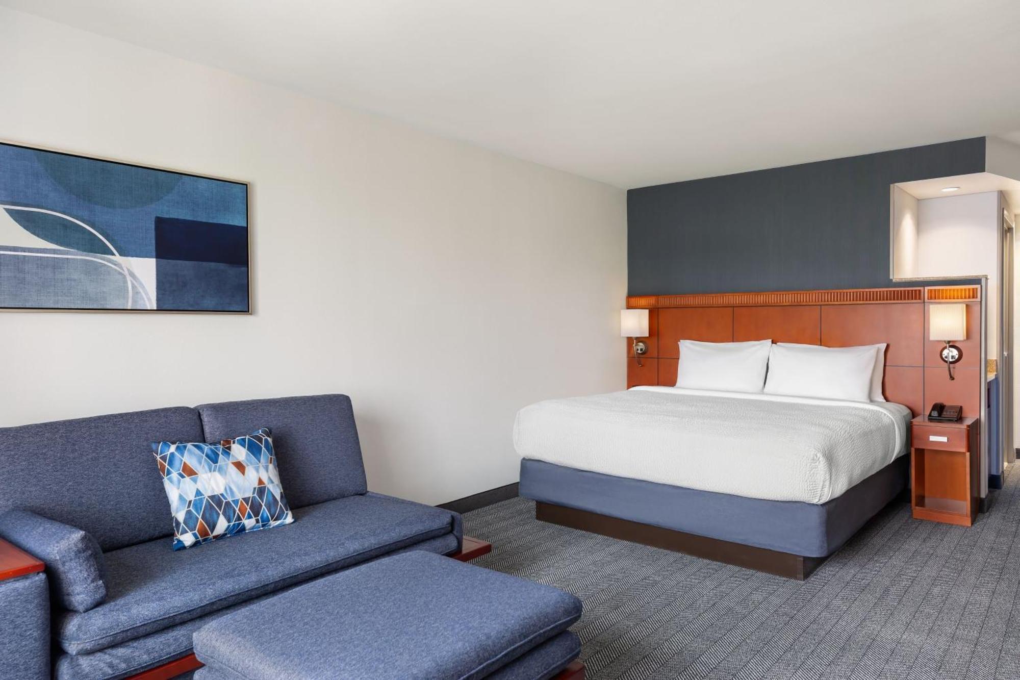 Room One Specialty Bed Bathtub Mobility Access or Hearing Accessible