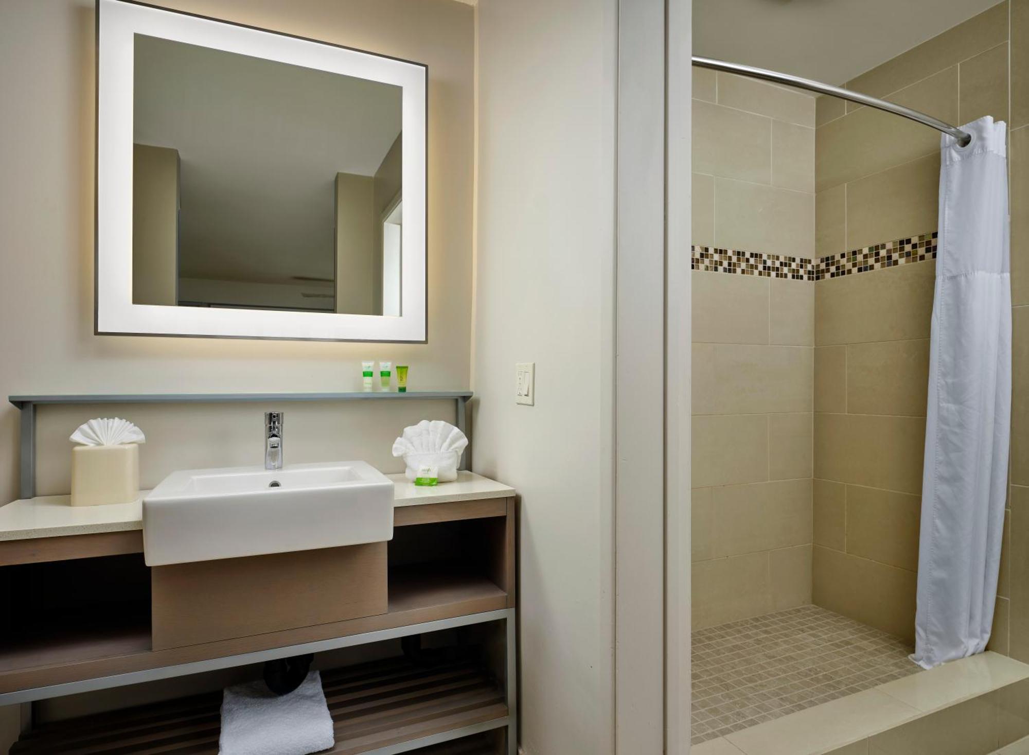 Queen Room Disability Access