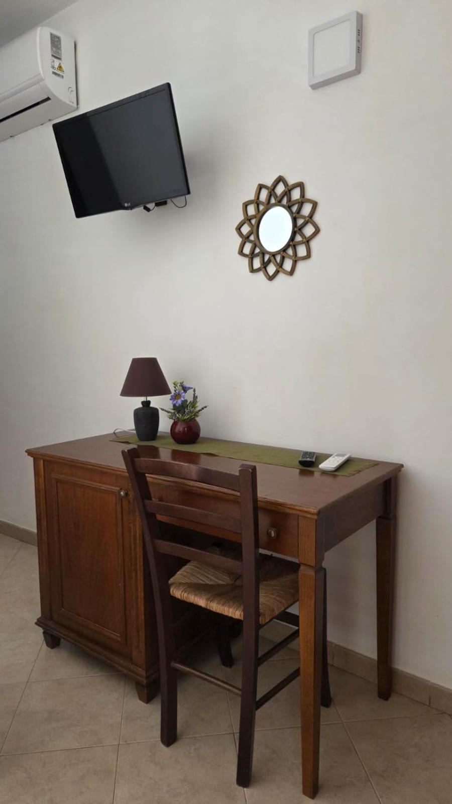 Single Room Terrace