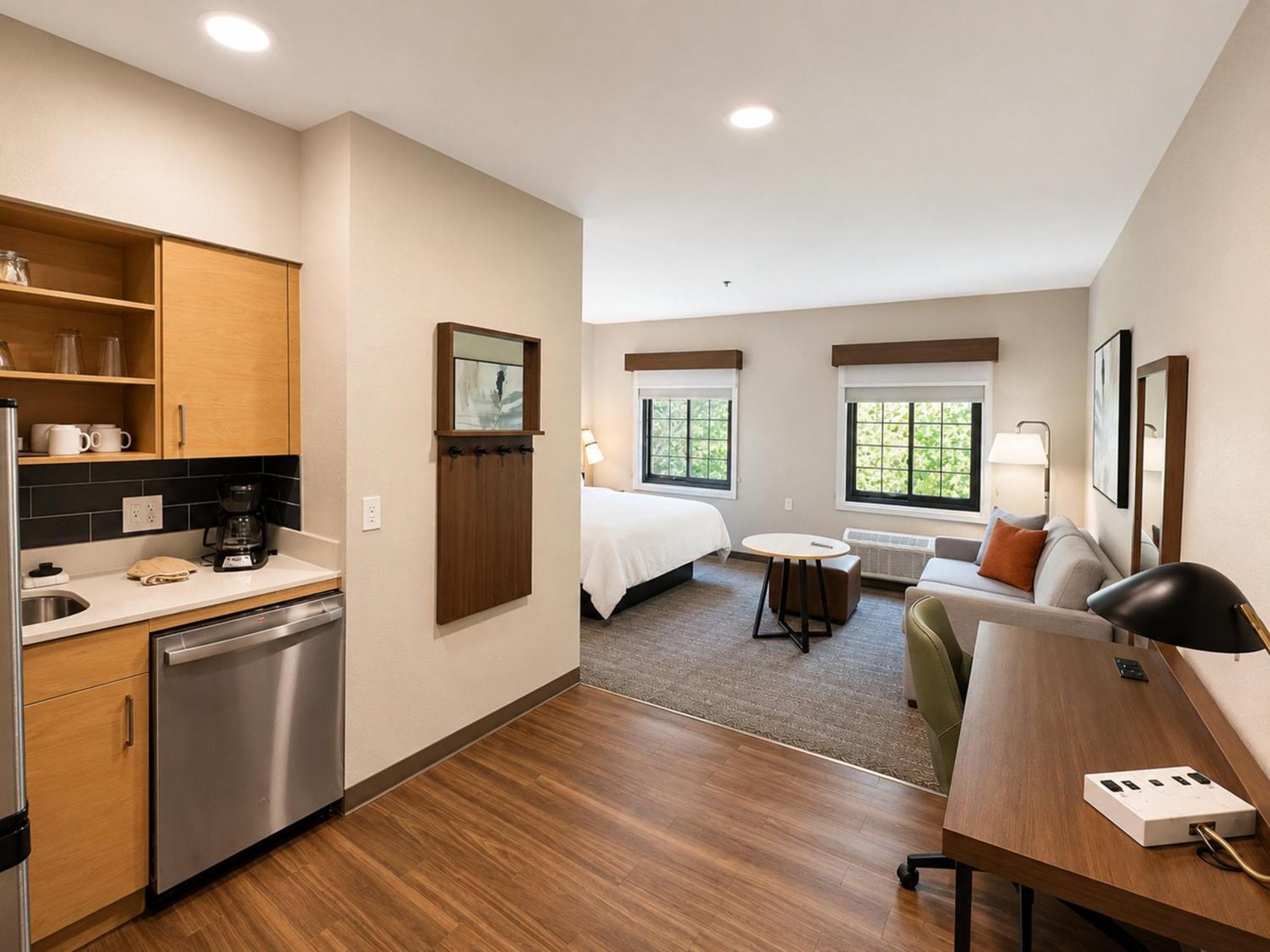 Studio King Suite Communications Accessible