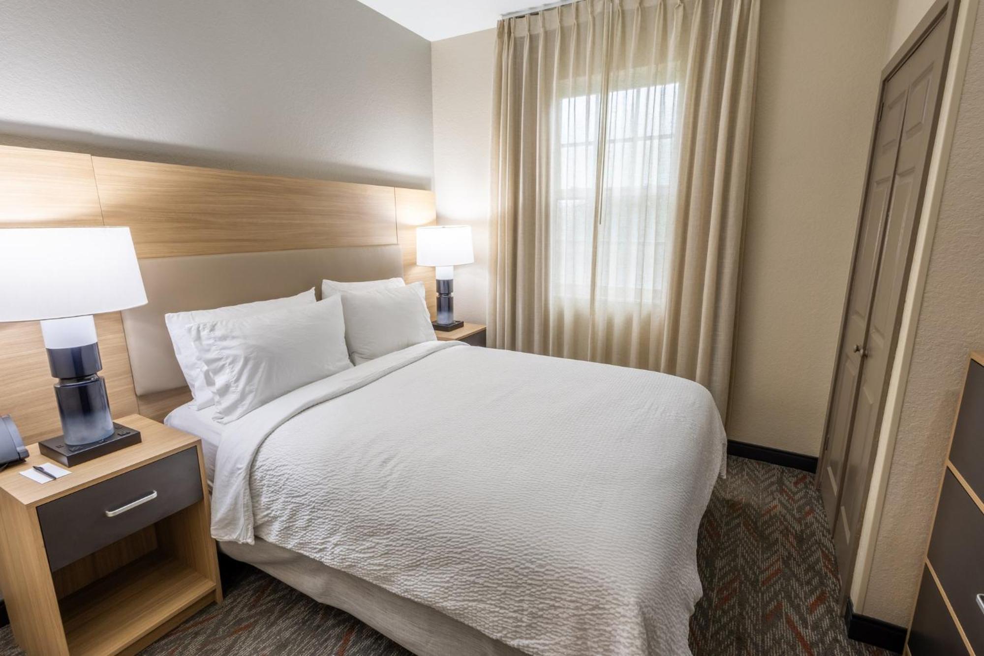 Two-Bedroom King Suite