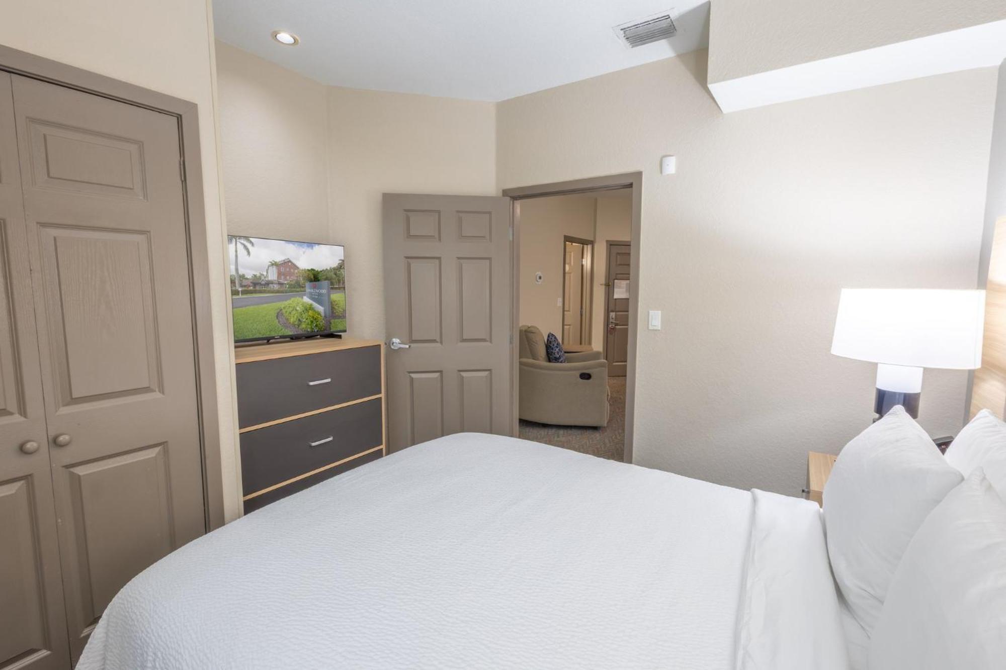 Two-Bedroom King Suite