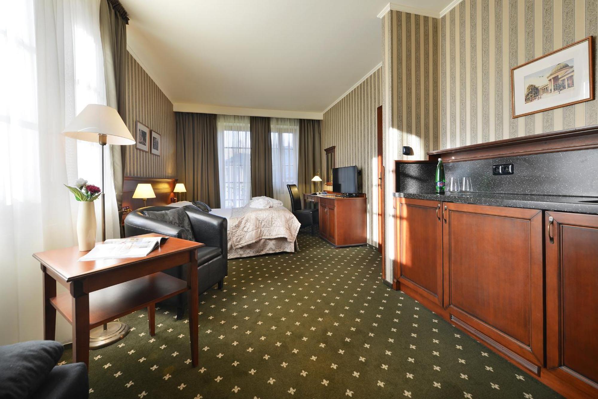 Superior Deluxe Double or Twin Room