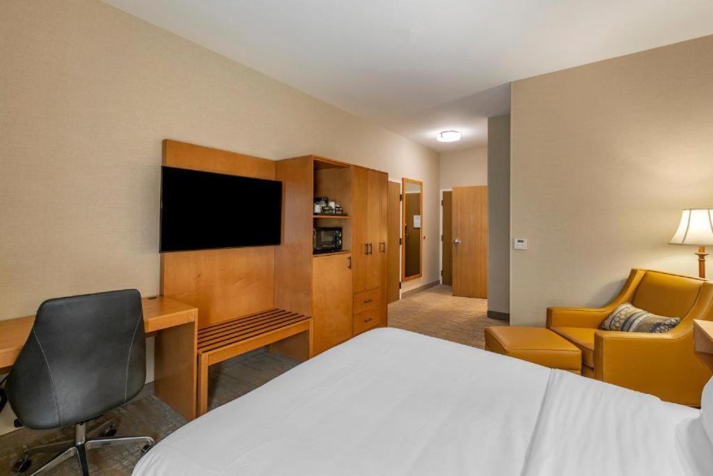 Standard Queen Room Two Queen Beds Non Smoking