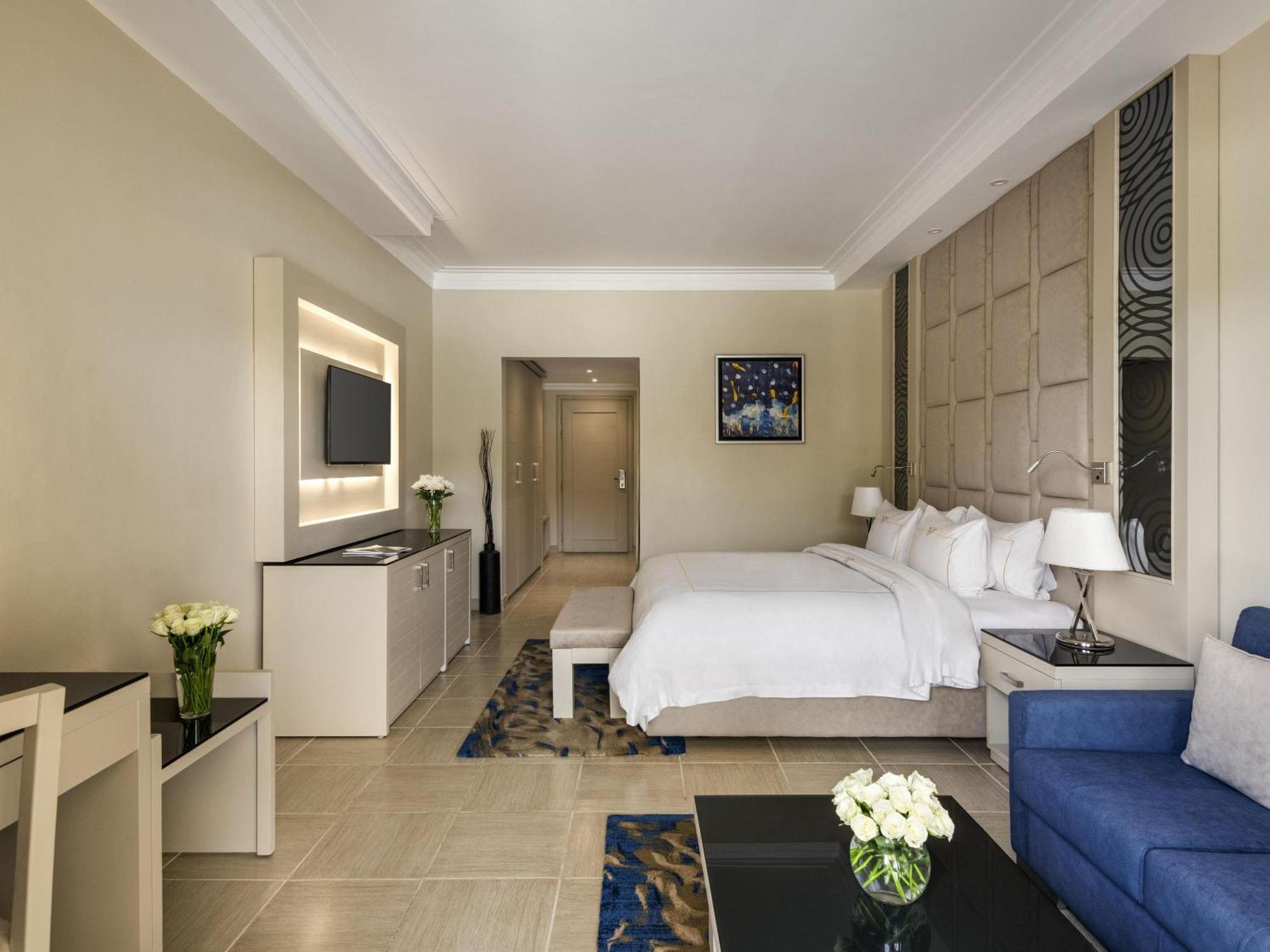 Superior King Room