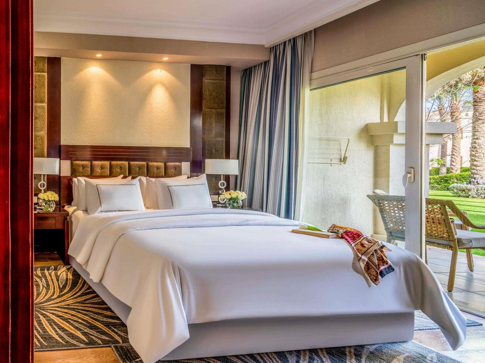 Premium King Room
