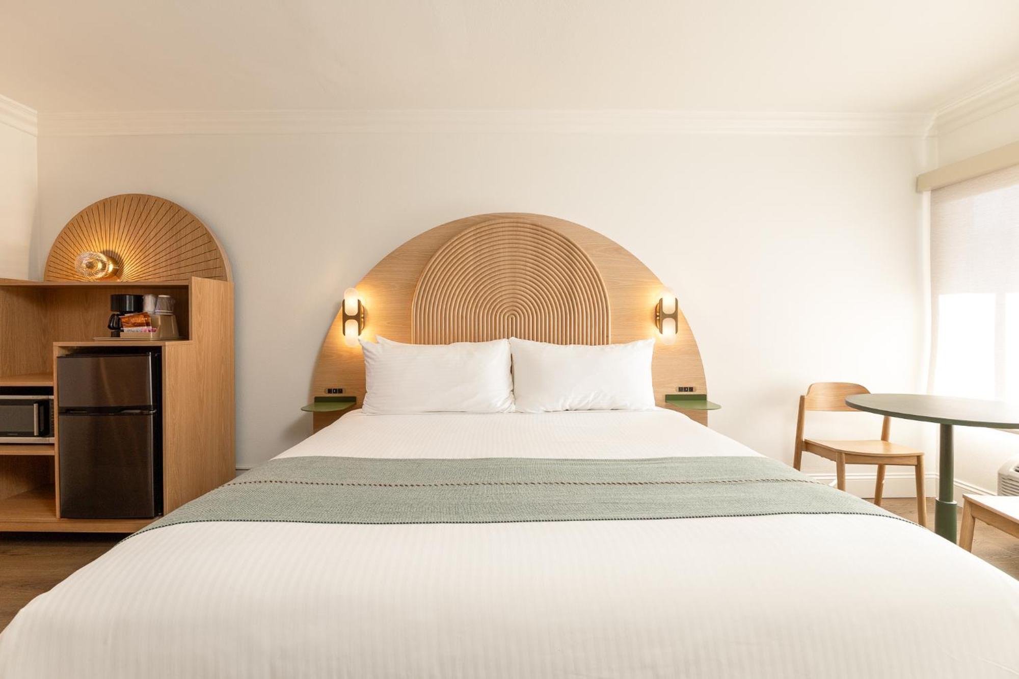 Deluxe King ADA Renovated