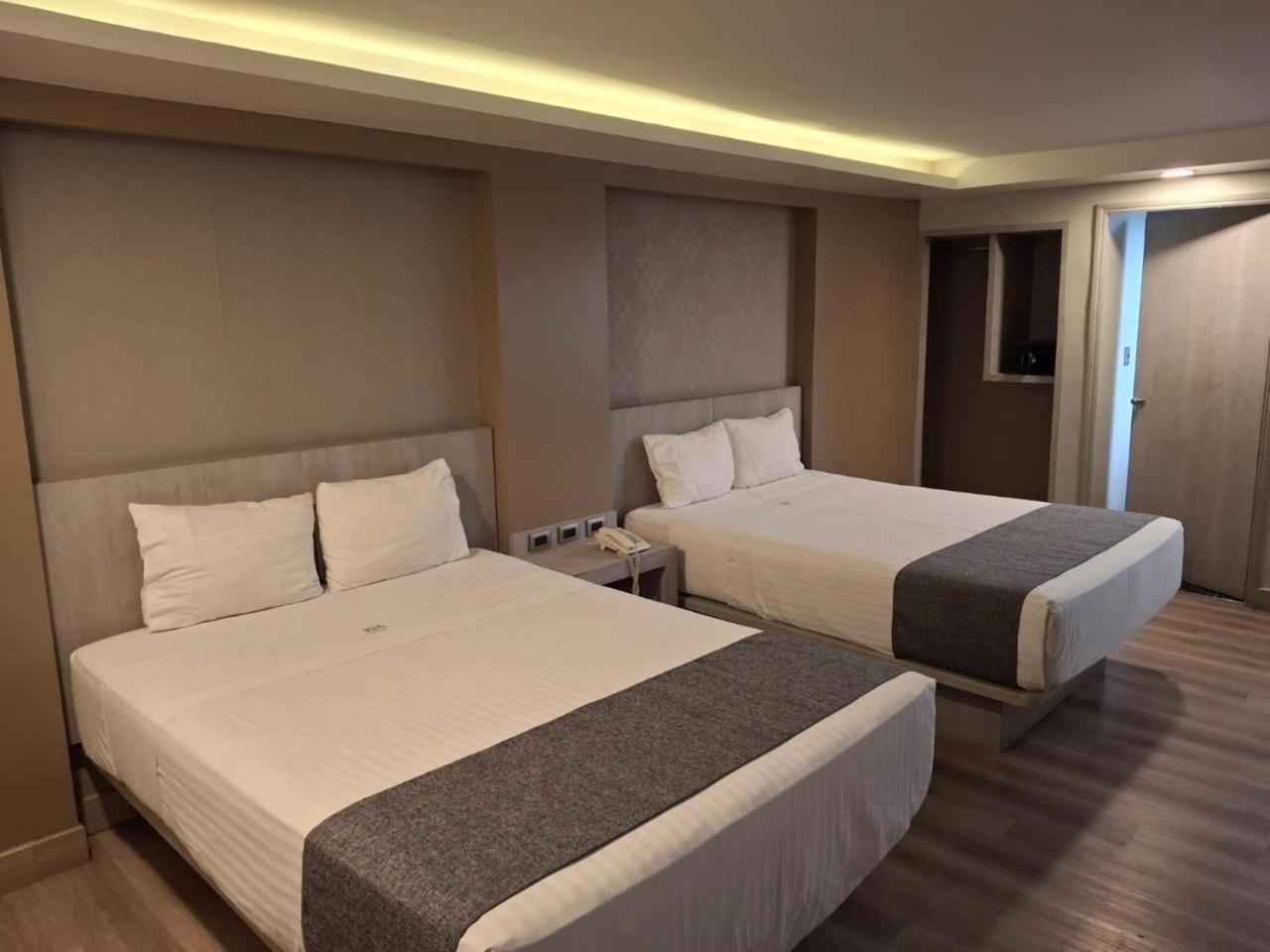 Standard Double Room Two Double Beds