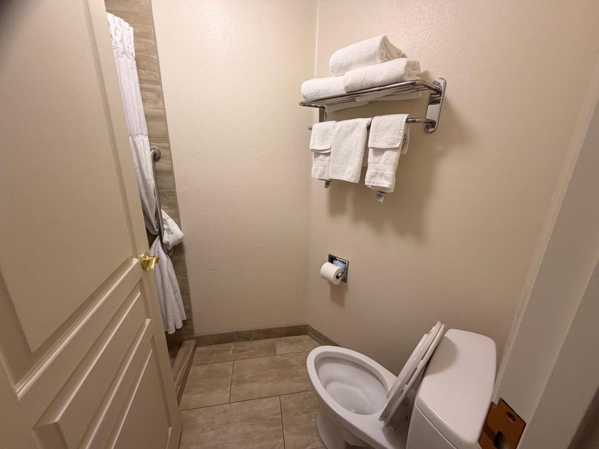 Queen Room Non Smoking