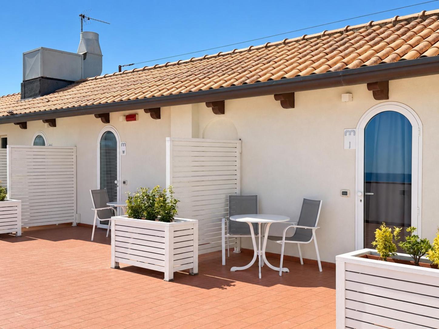 Small Double Room Sea View Shared Terrace