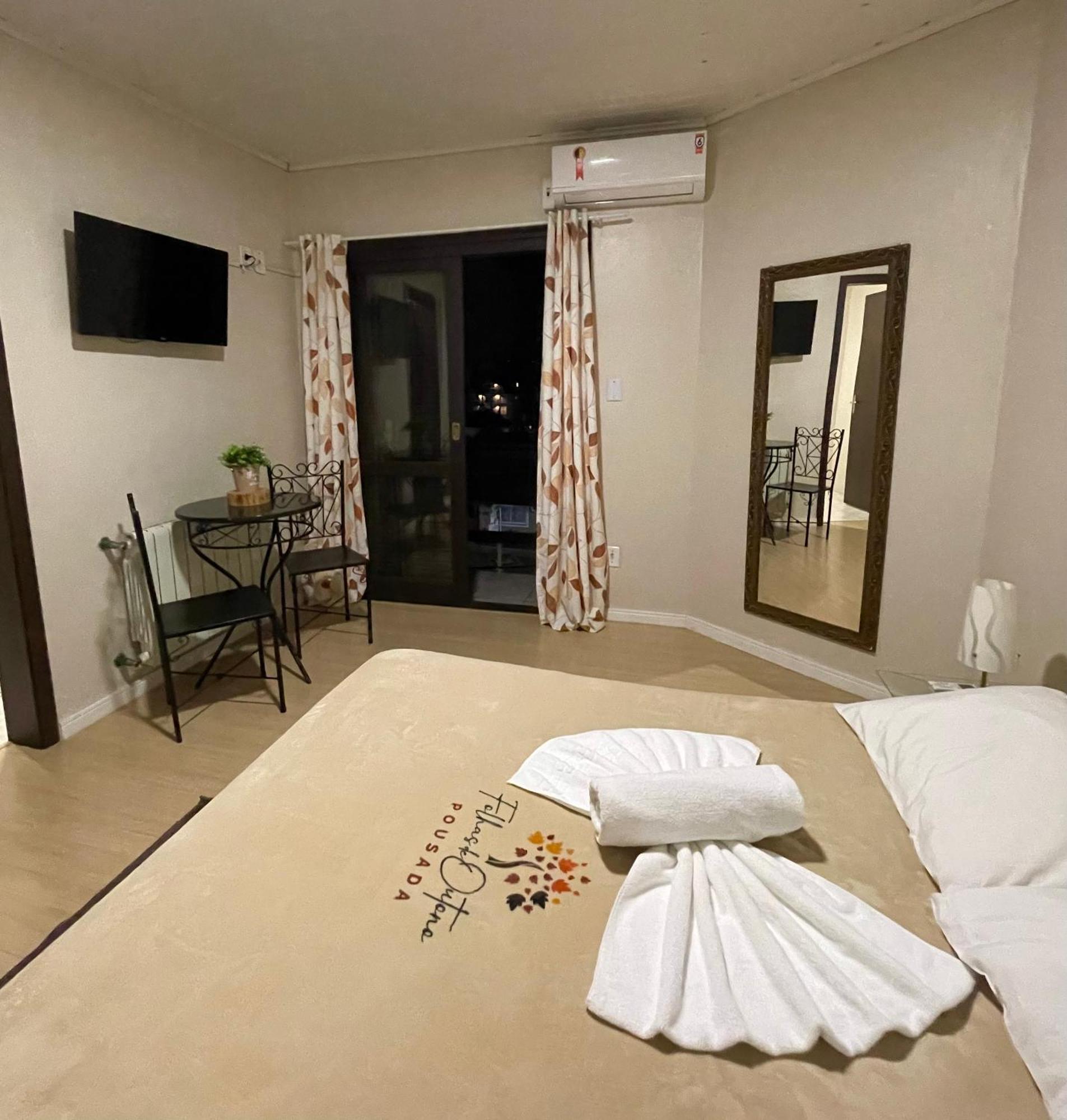 Couple Room