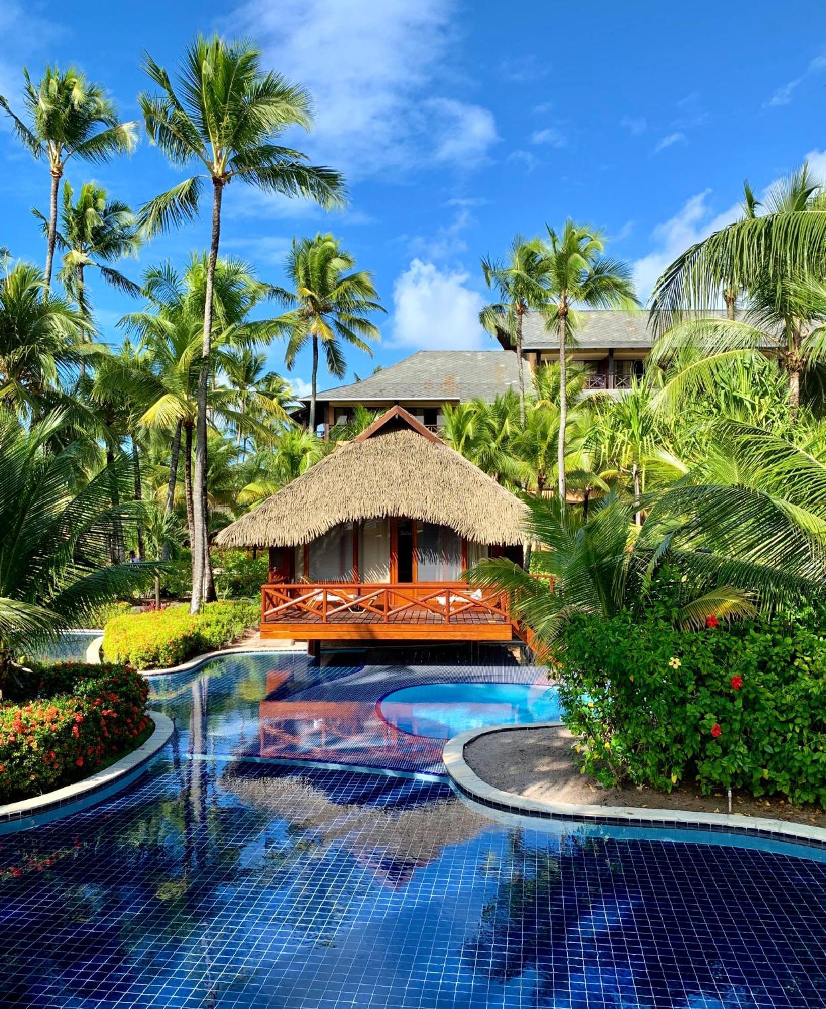 Pool Bungalow