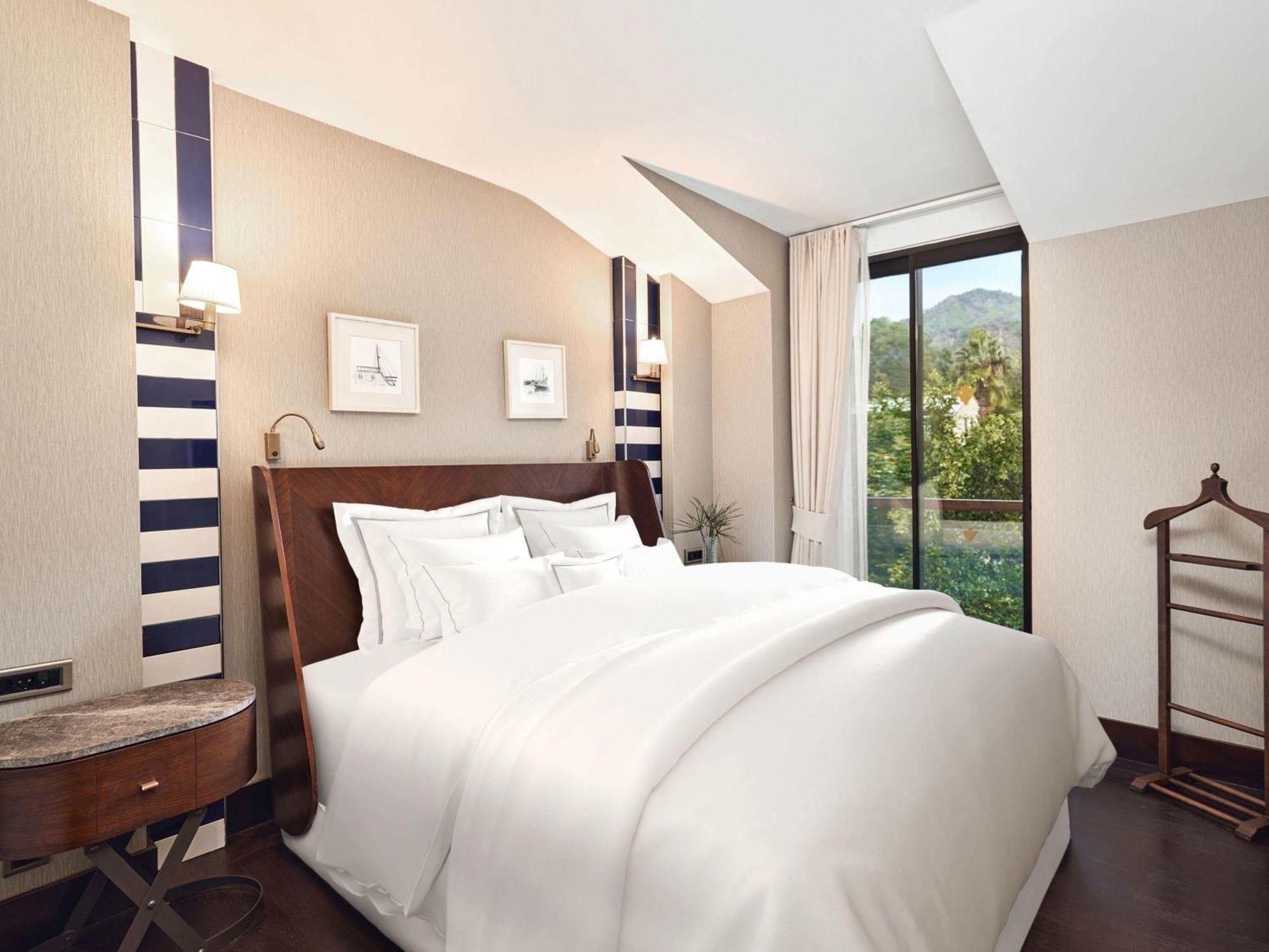 Four-Bedroom Grand Suite