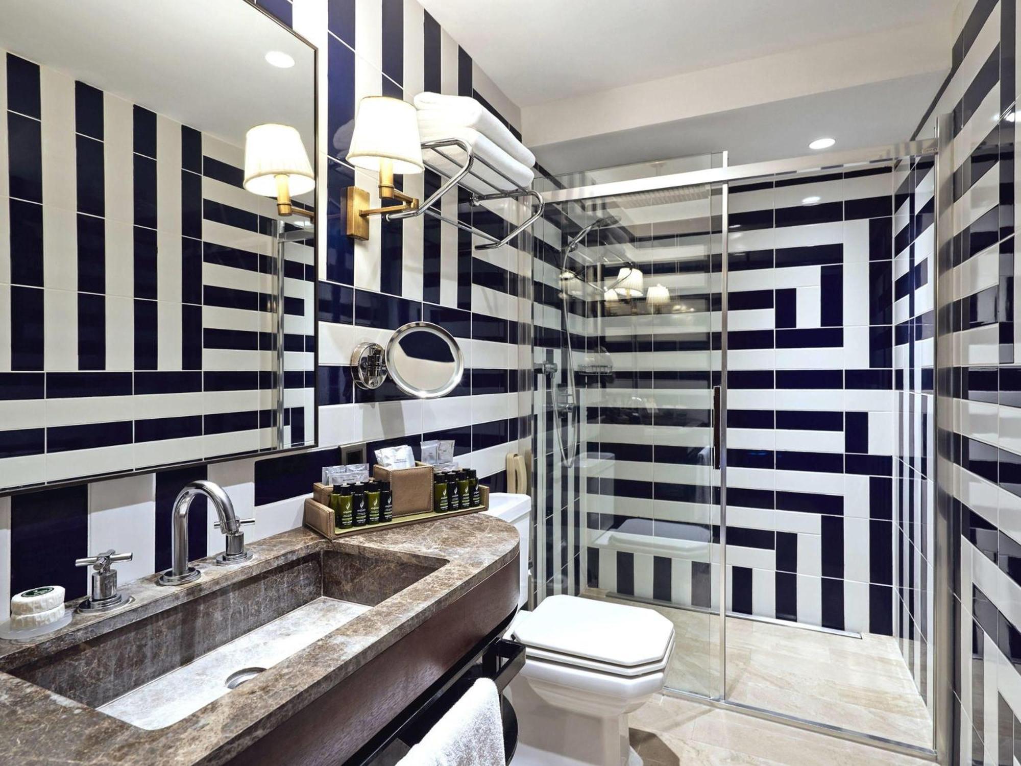 Four-Bedroom Grand Suite