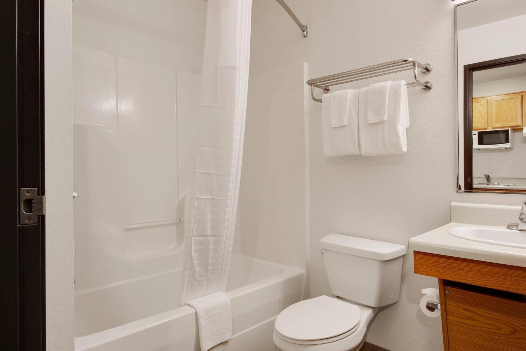 Double Room Two Double Beds Non-Smoking