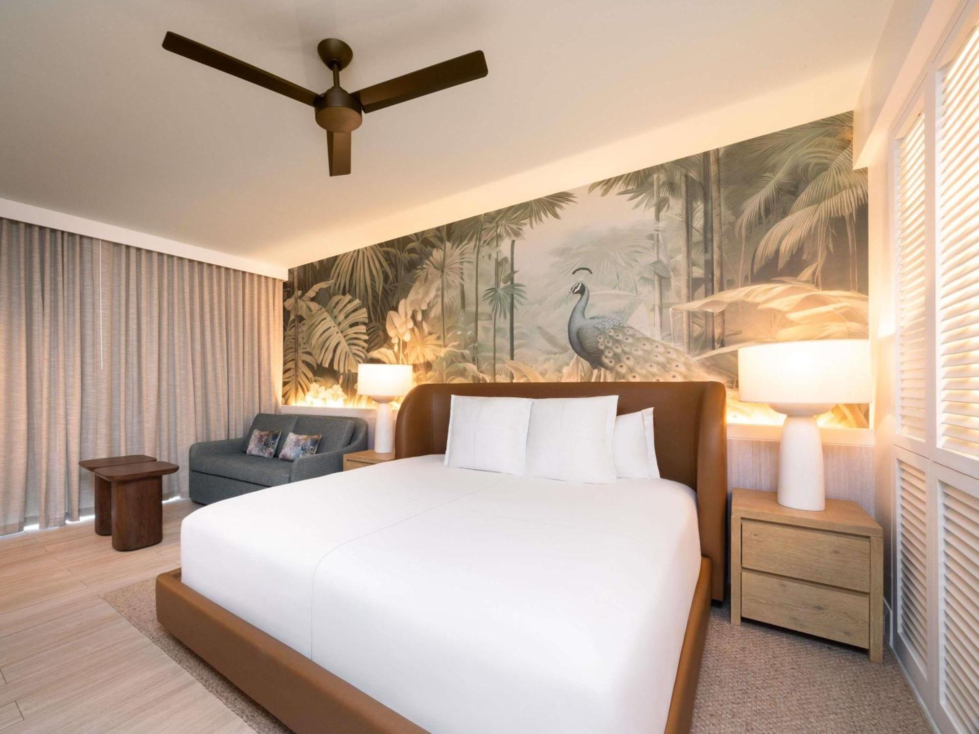 Superior King Room