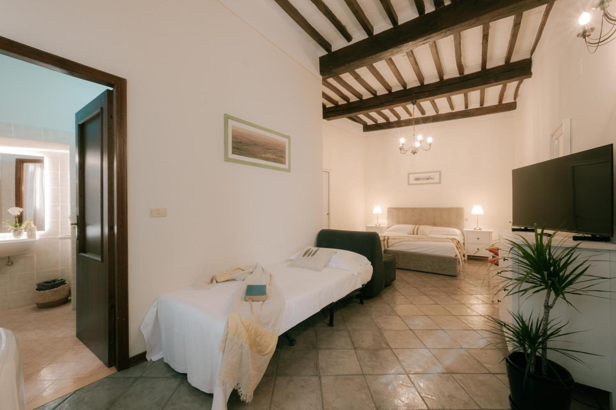 Triple Room Private Bathroom