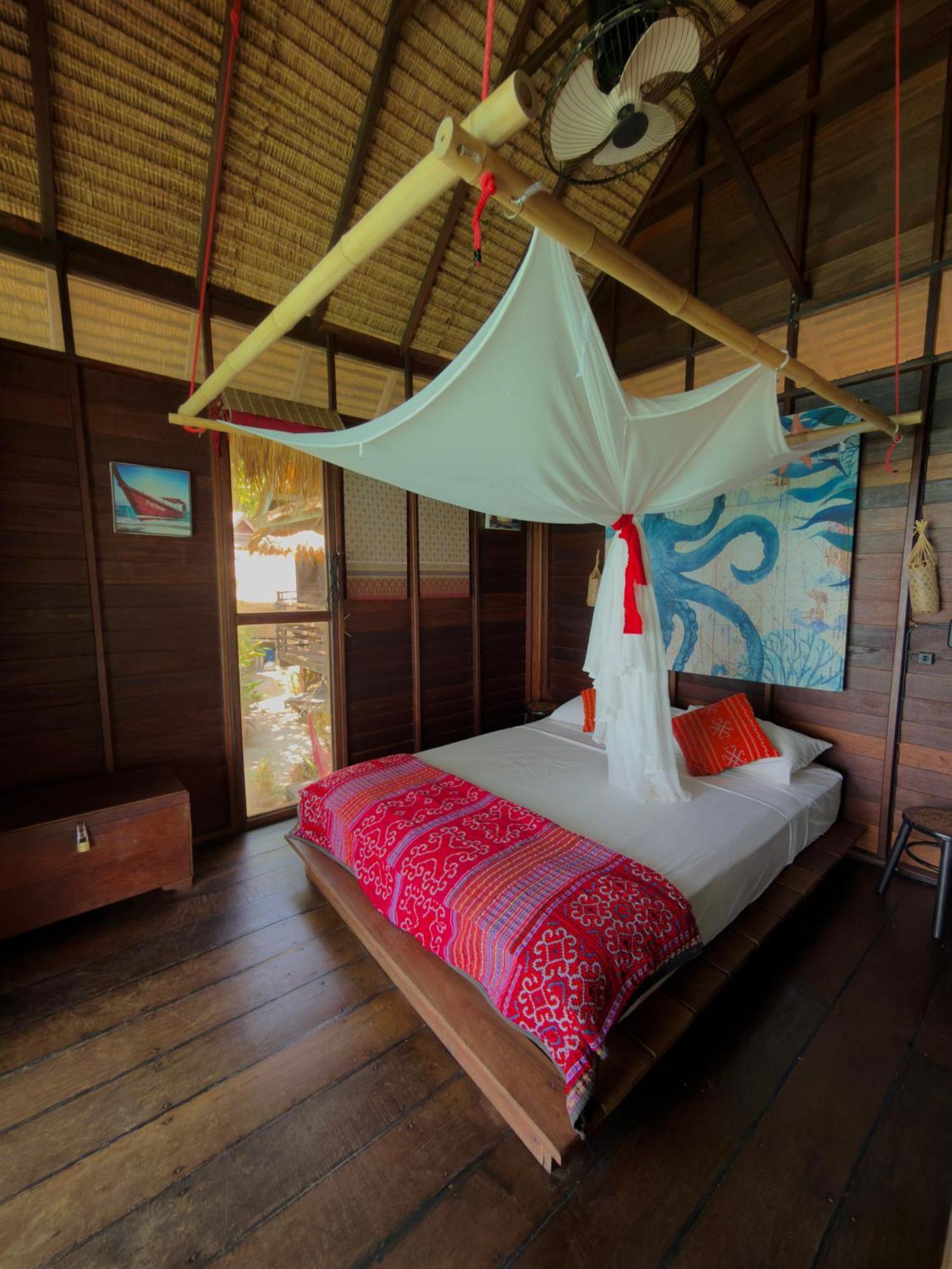 Breezy Bungalow Partial Sea View