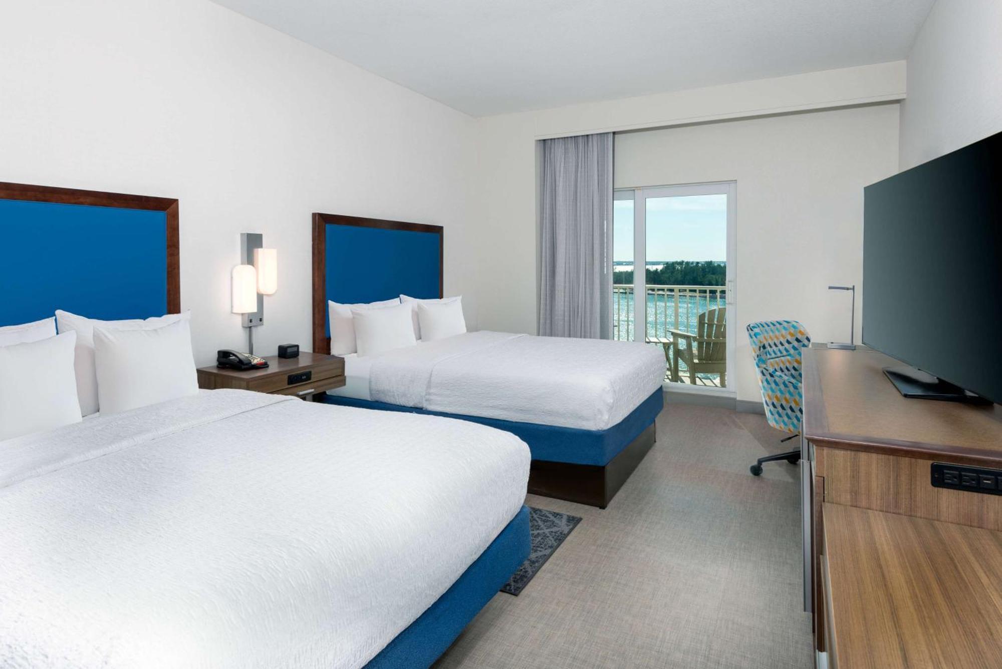 Queen Two Queen Beds Beach View Non-Smoking