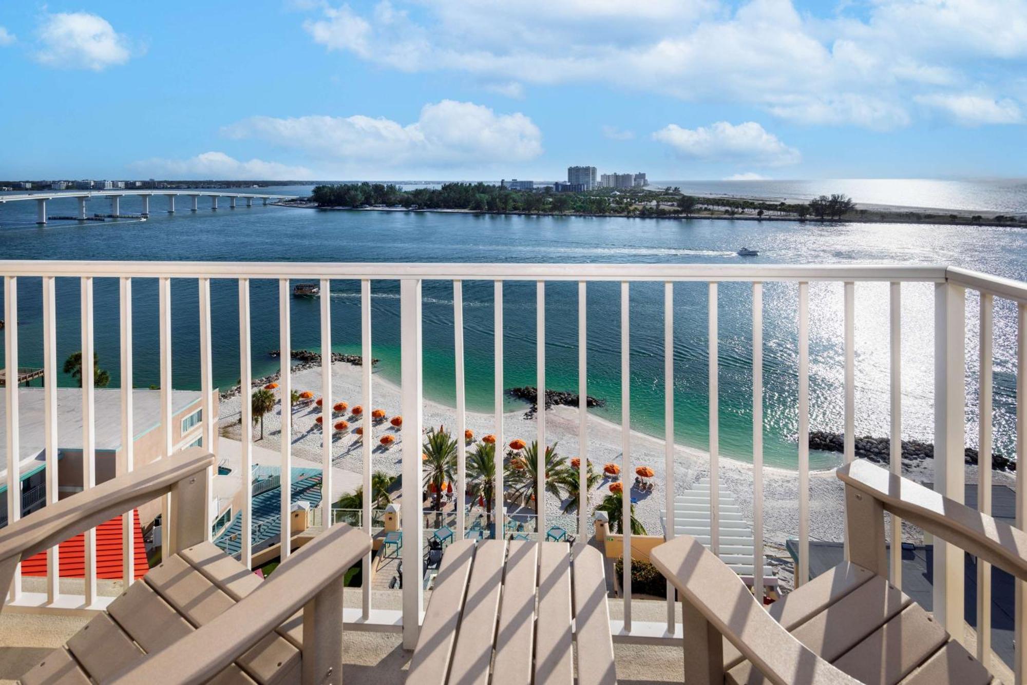 King Room Hearing Accessible Beach View Non-Smoking