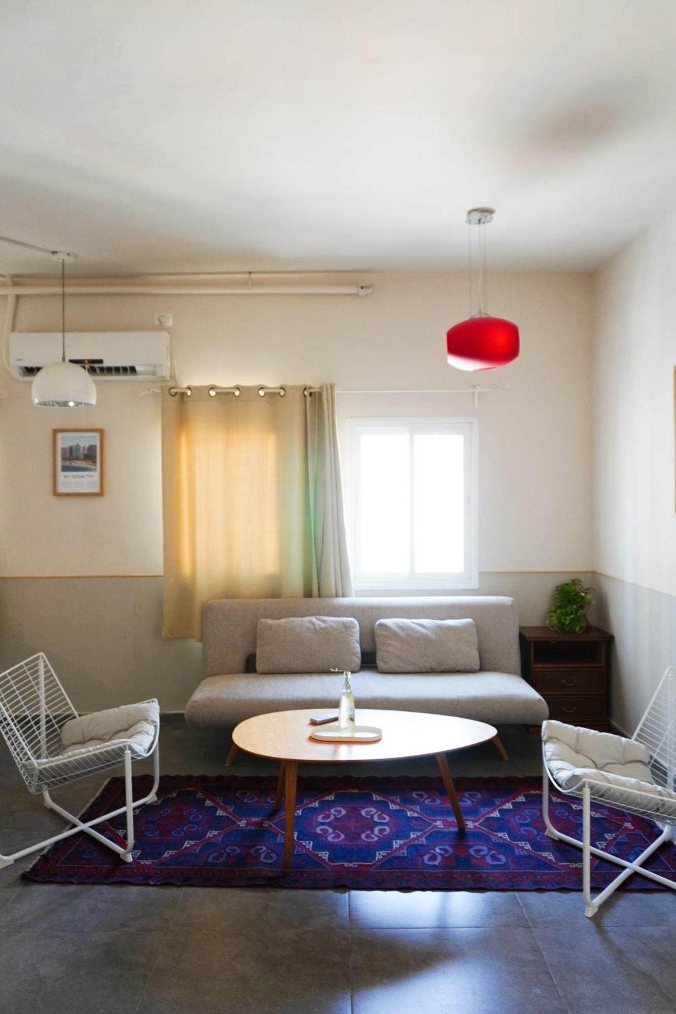Rena's Suite