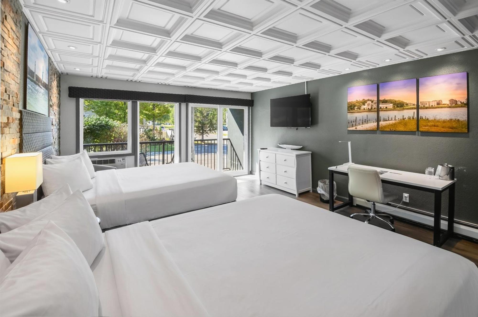 Queen Room Two Queen Beds
