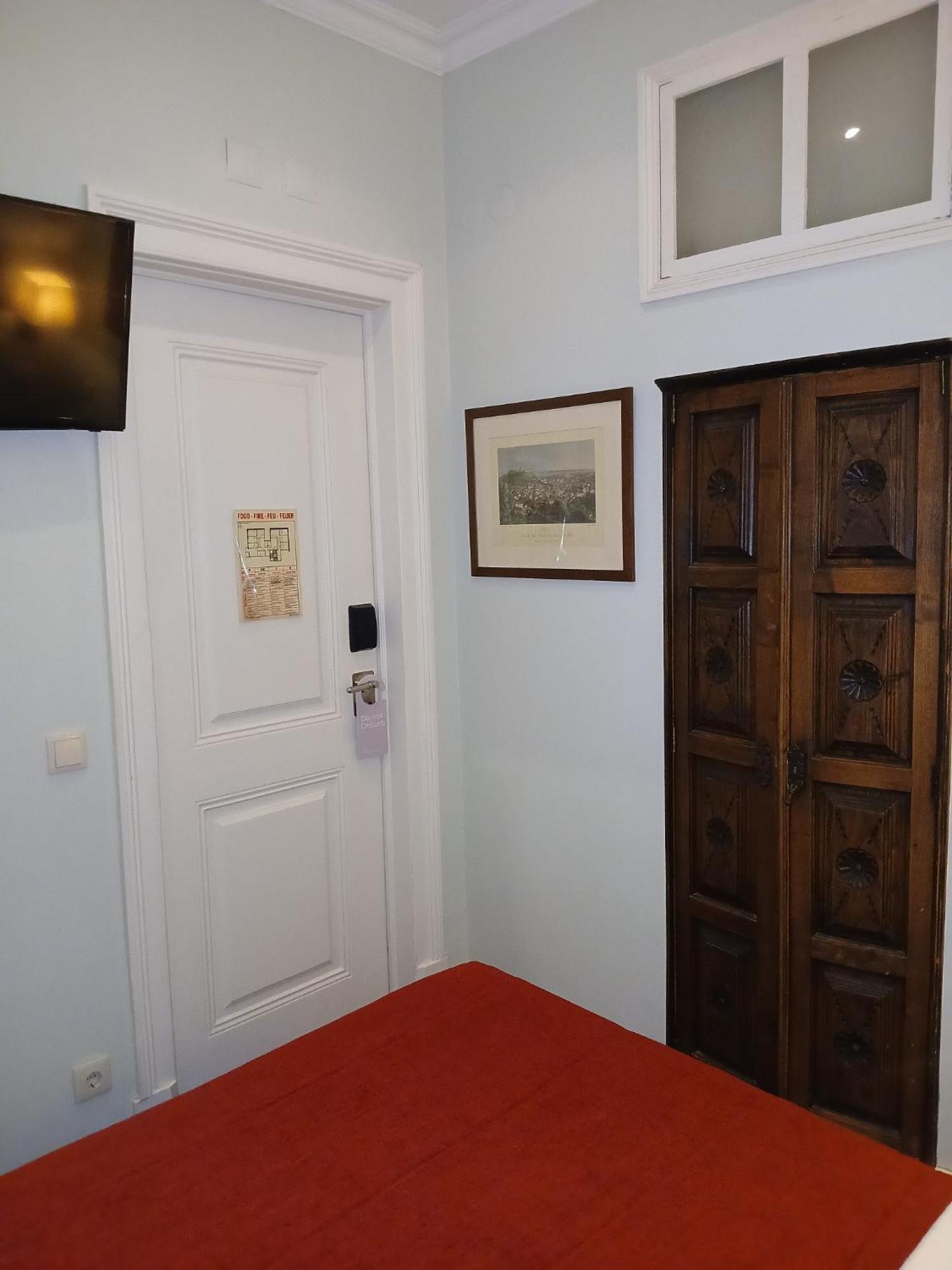Budget Single Room