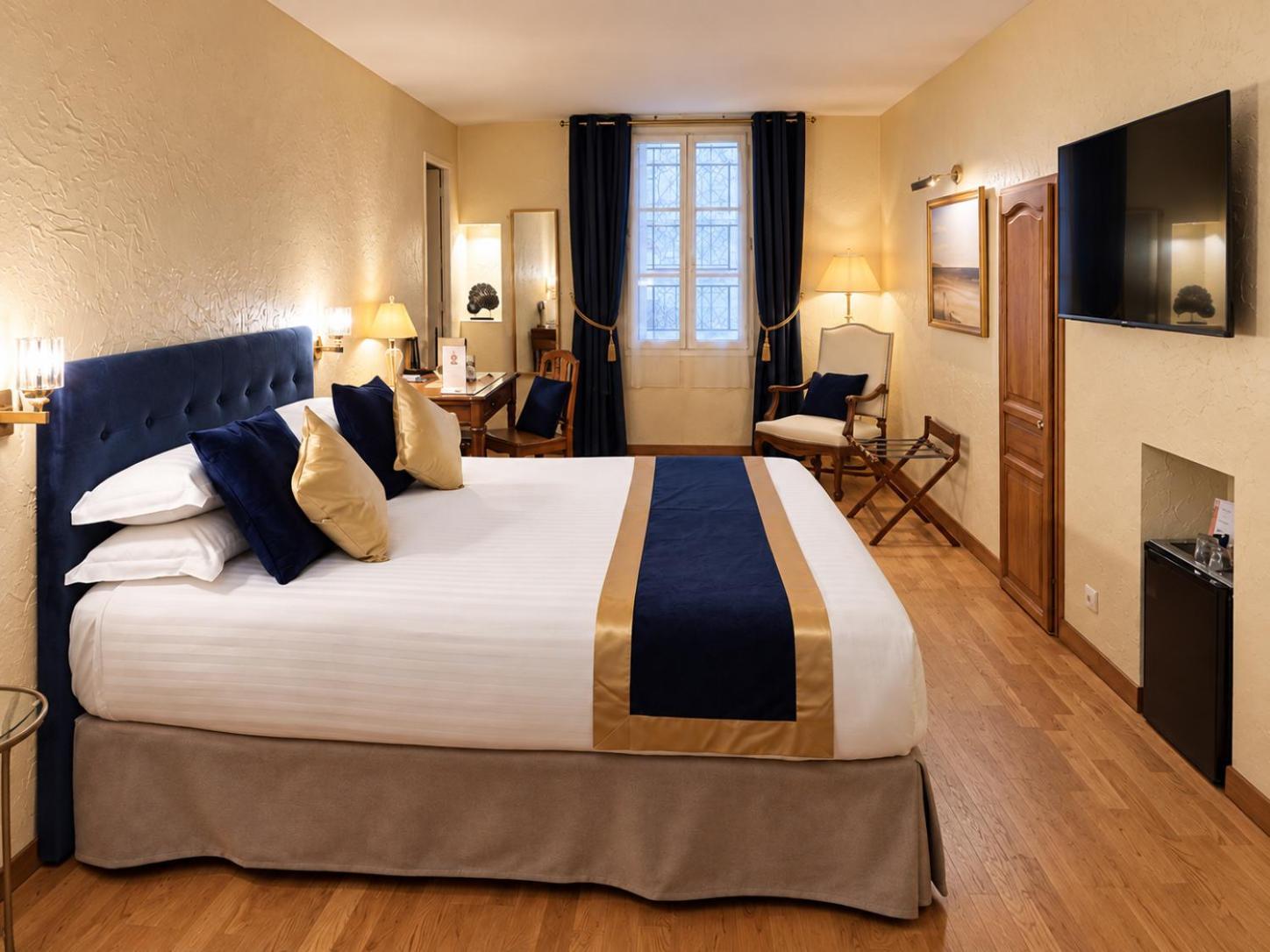 Superior Queen Room