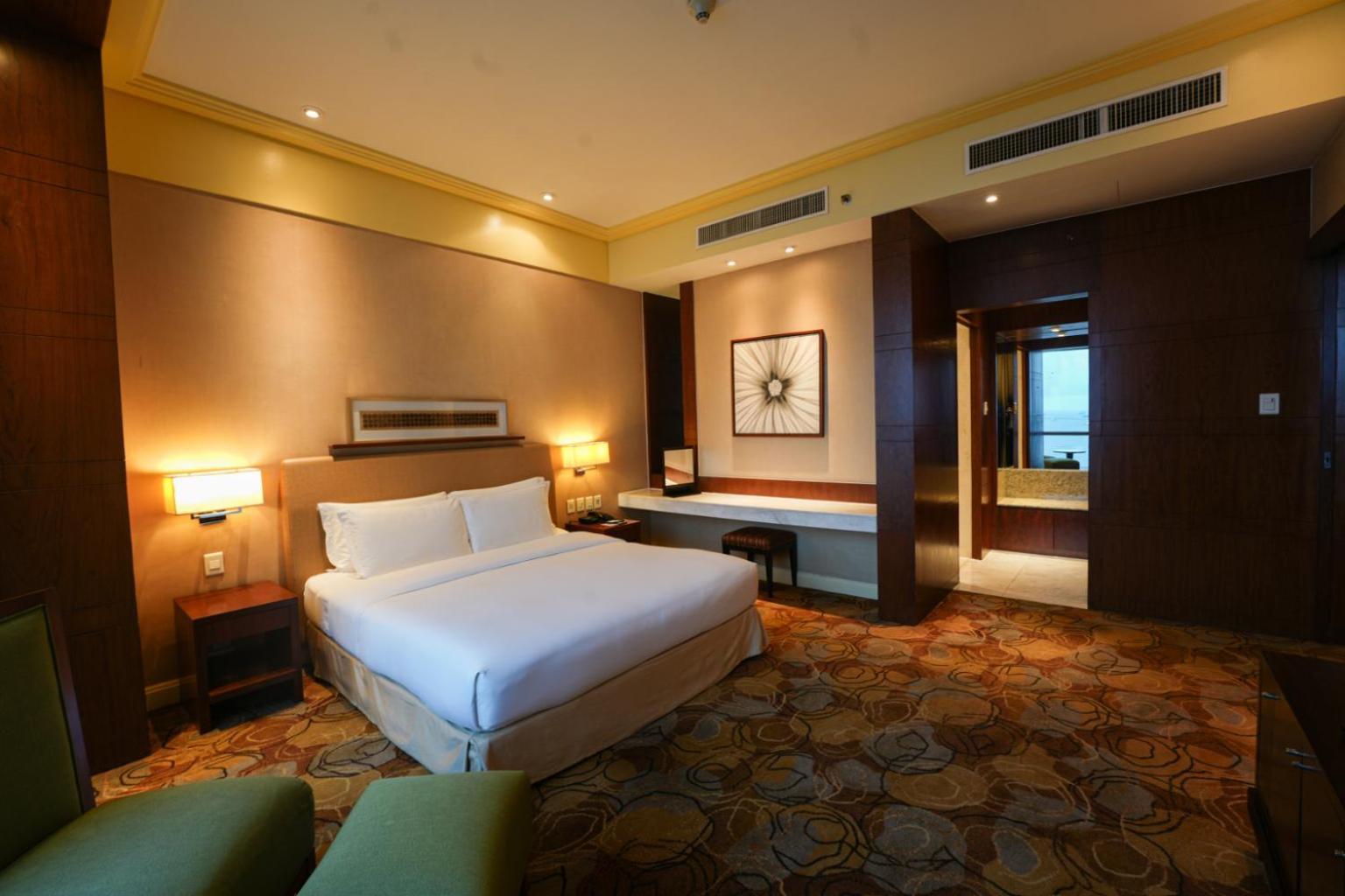 Bay View Suite