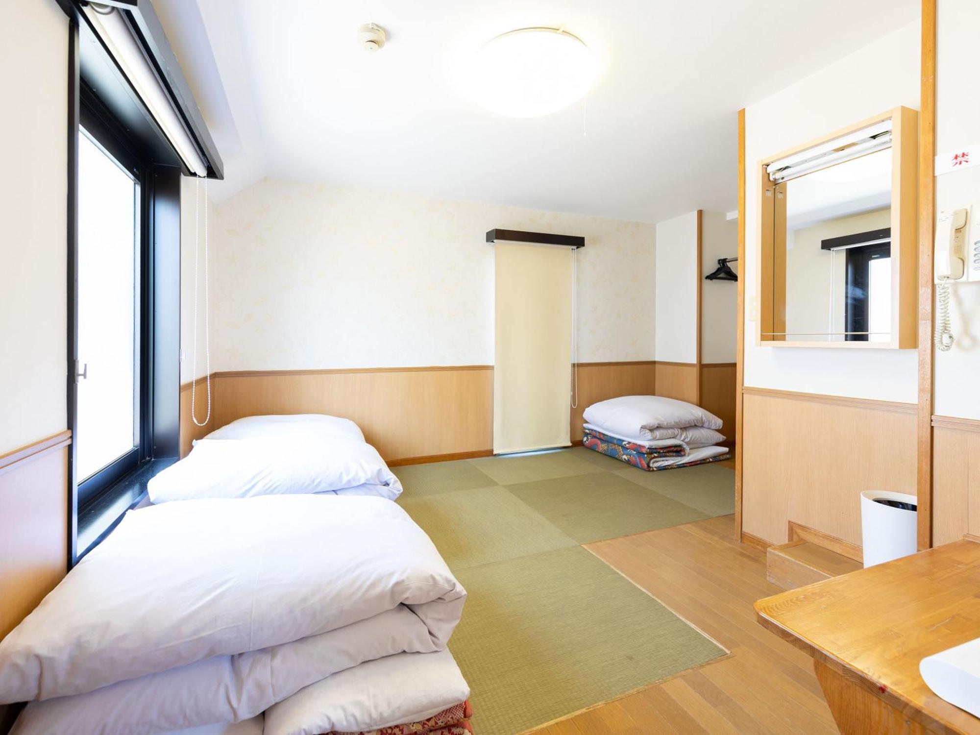 Japanese-Style Quadruple Room Non-Smoking
