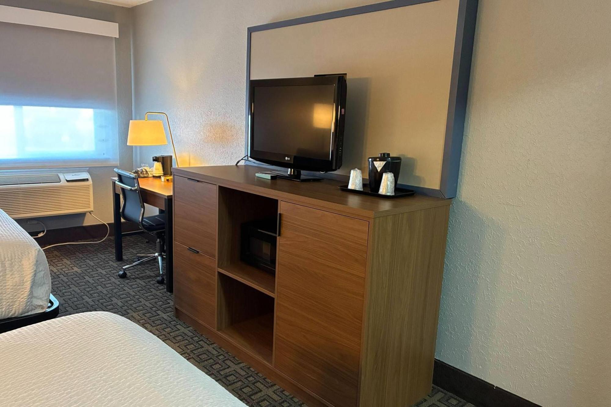 Room Two Queen Beds Mobility or Hearing Access Roll Shower Non-Smoking