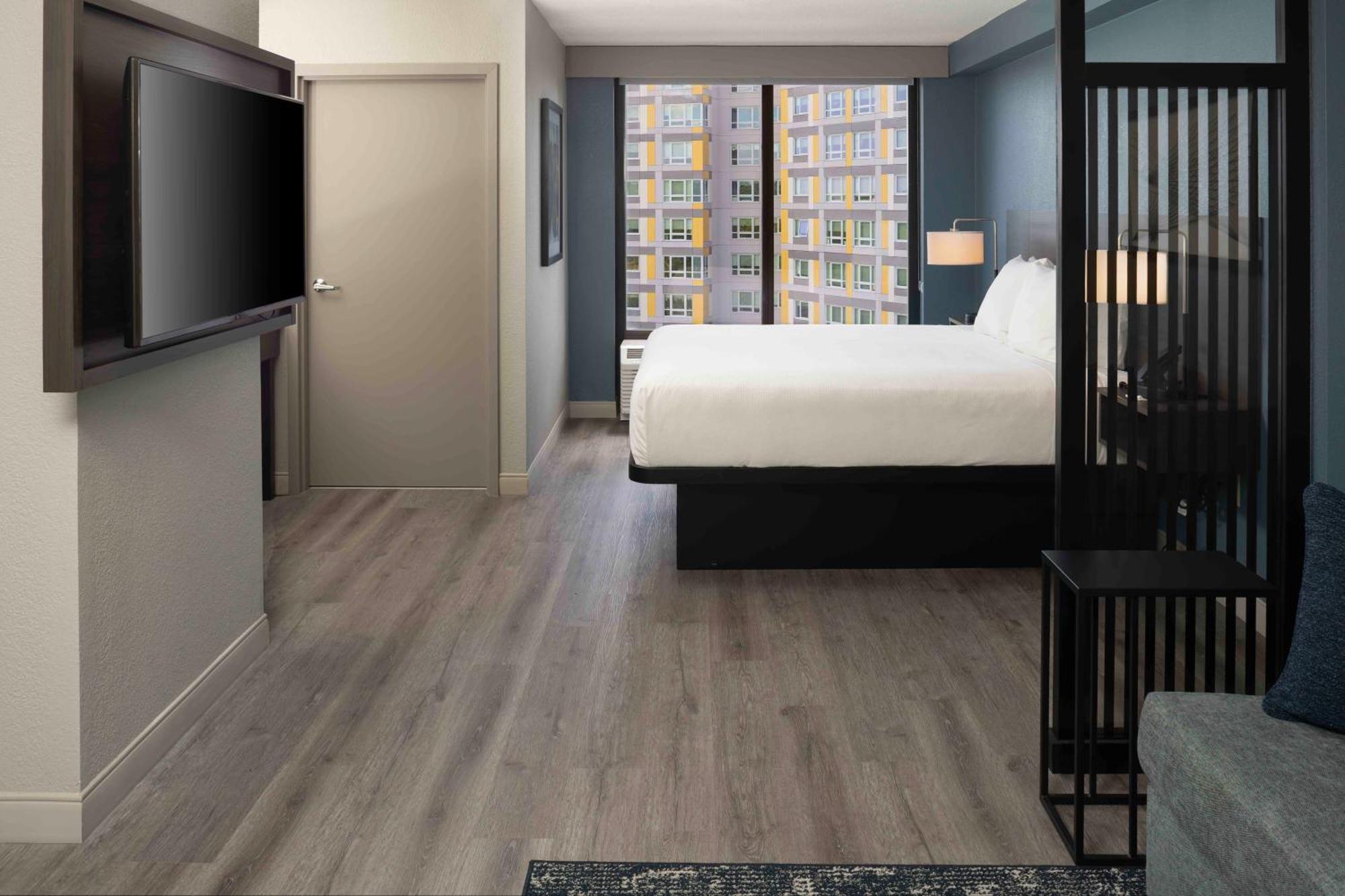 King Room Sofa Bed High Floor