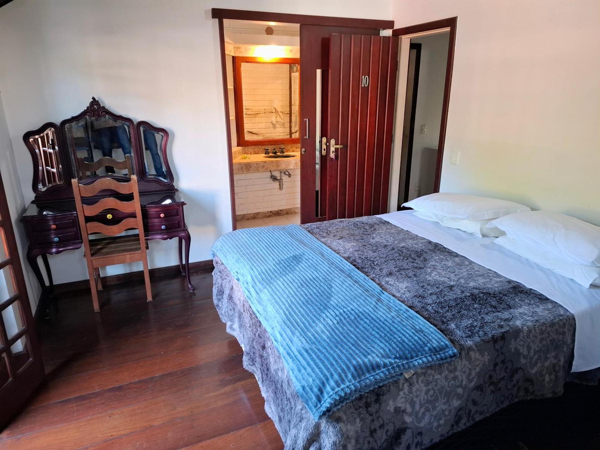 Comfort Triple Room