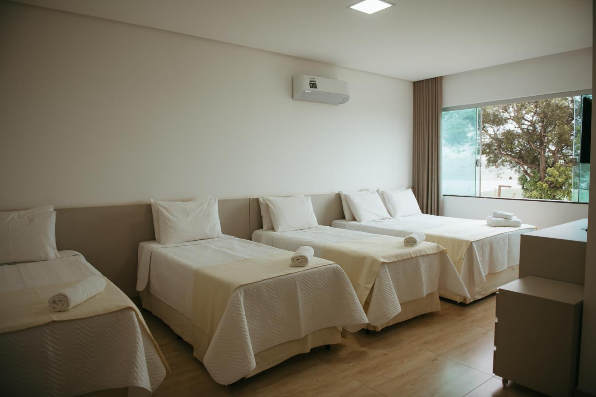 Quarto Quádruplo Deluxe com Vista