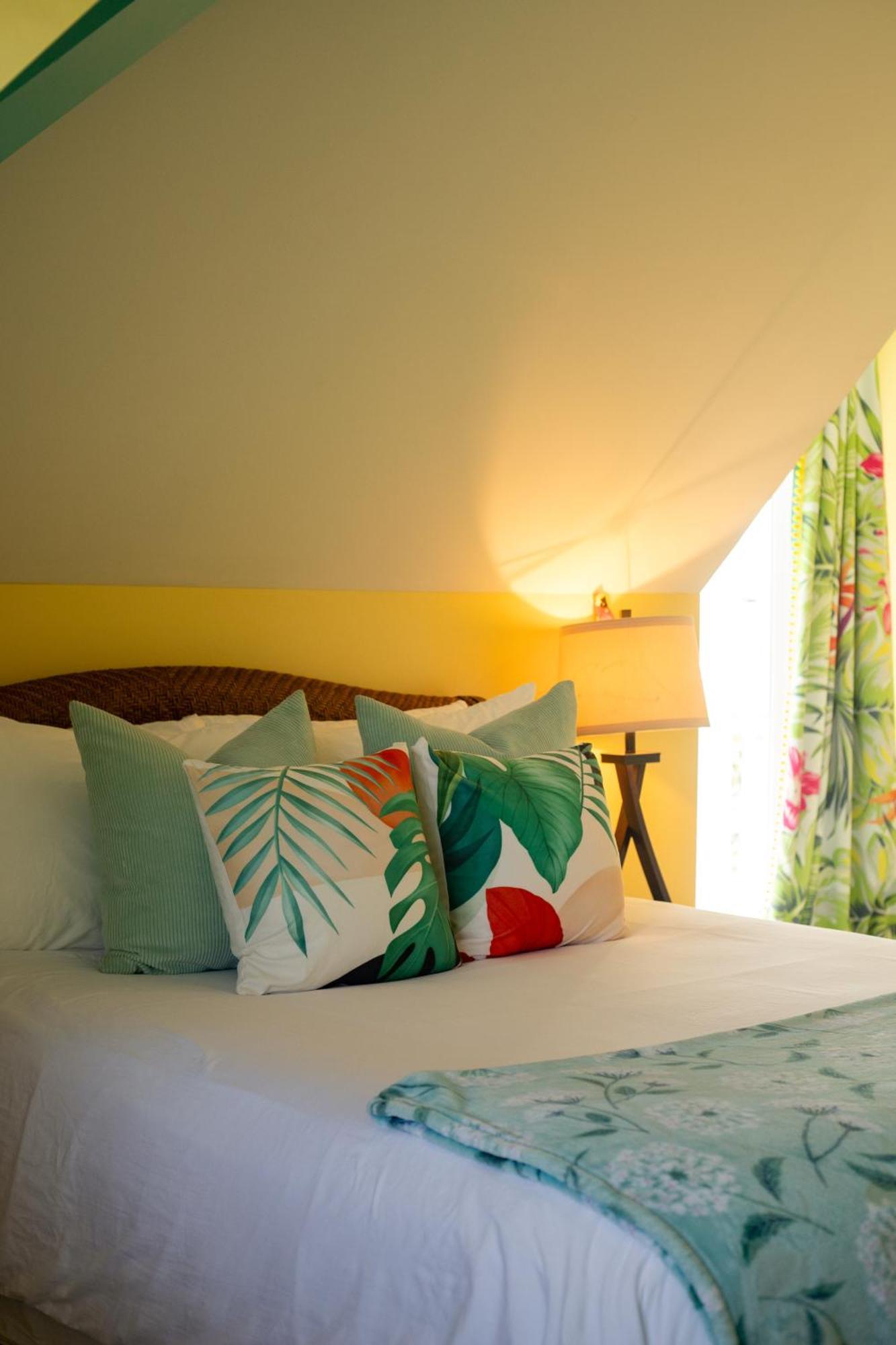 Superior Queen Room