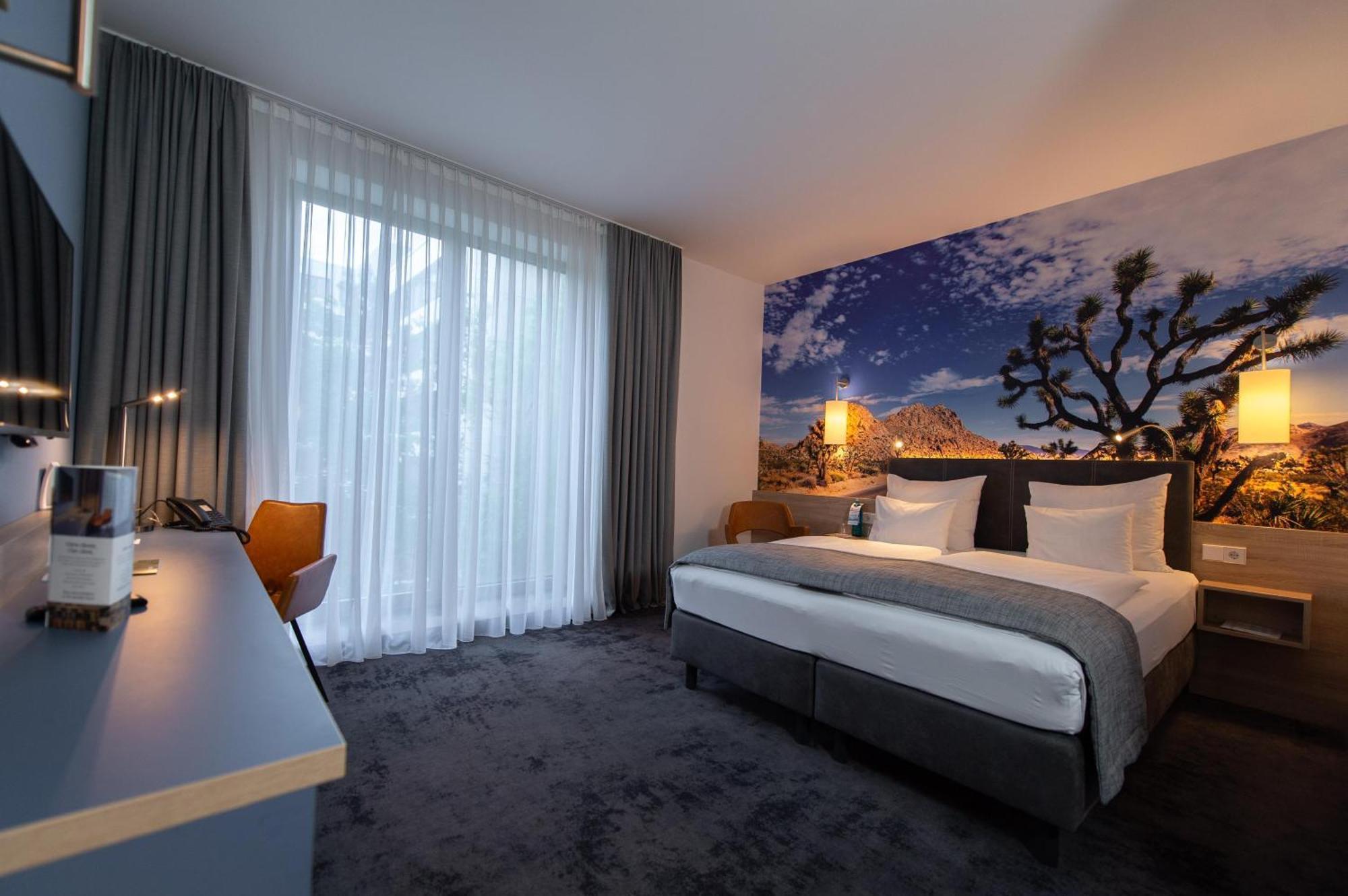 Larger Comfort King Room