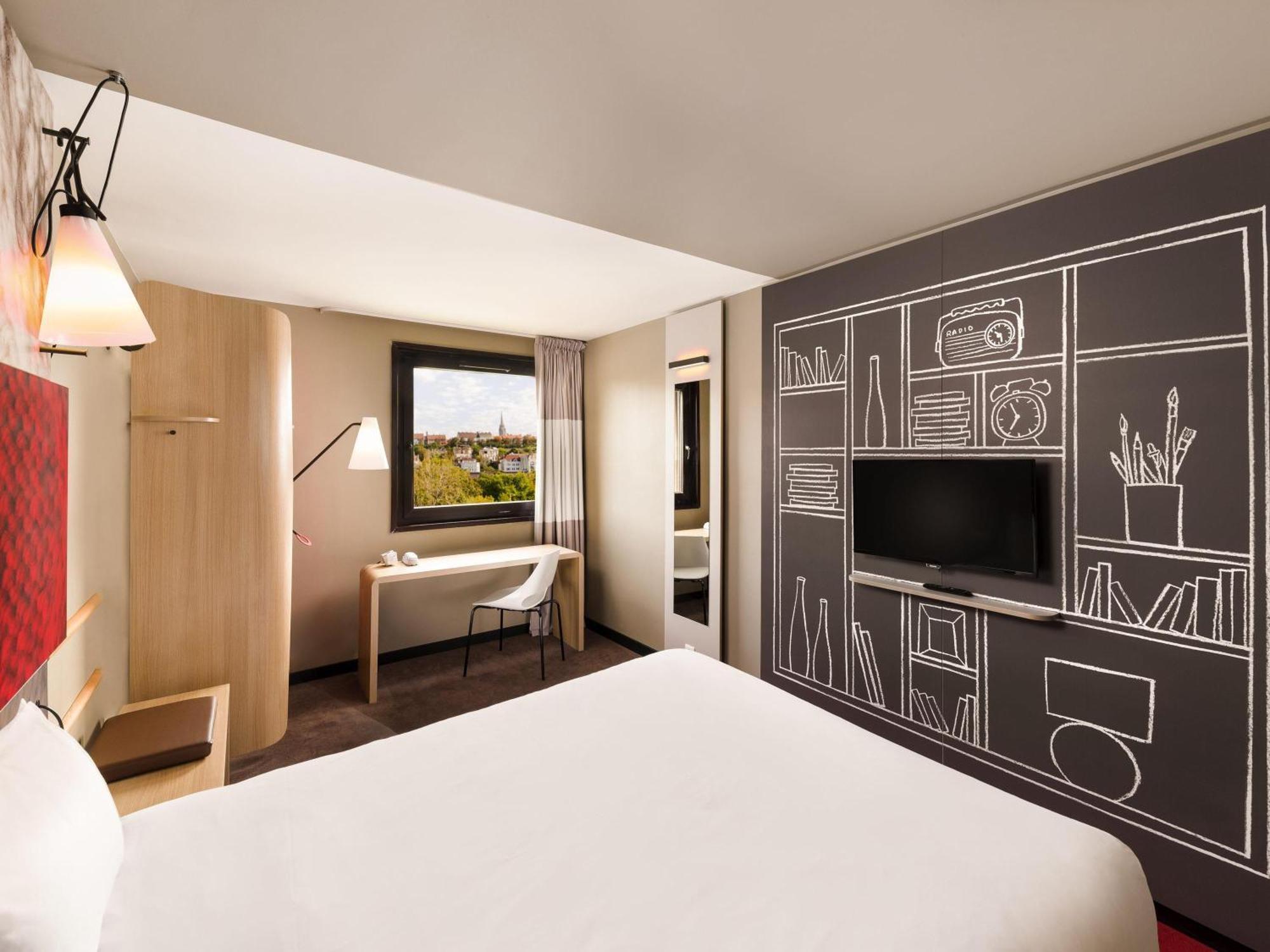 Sweet Room Double Bed
