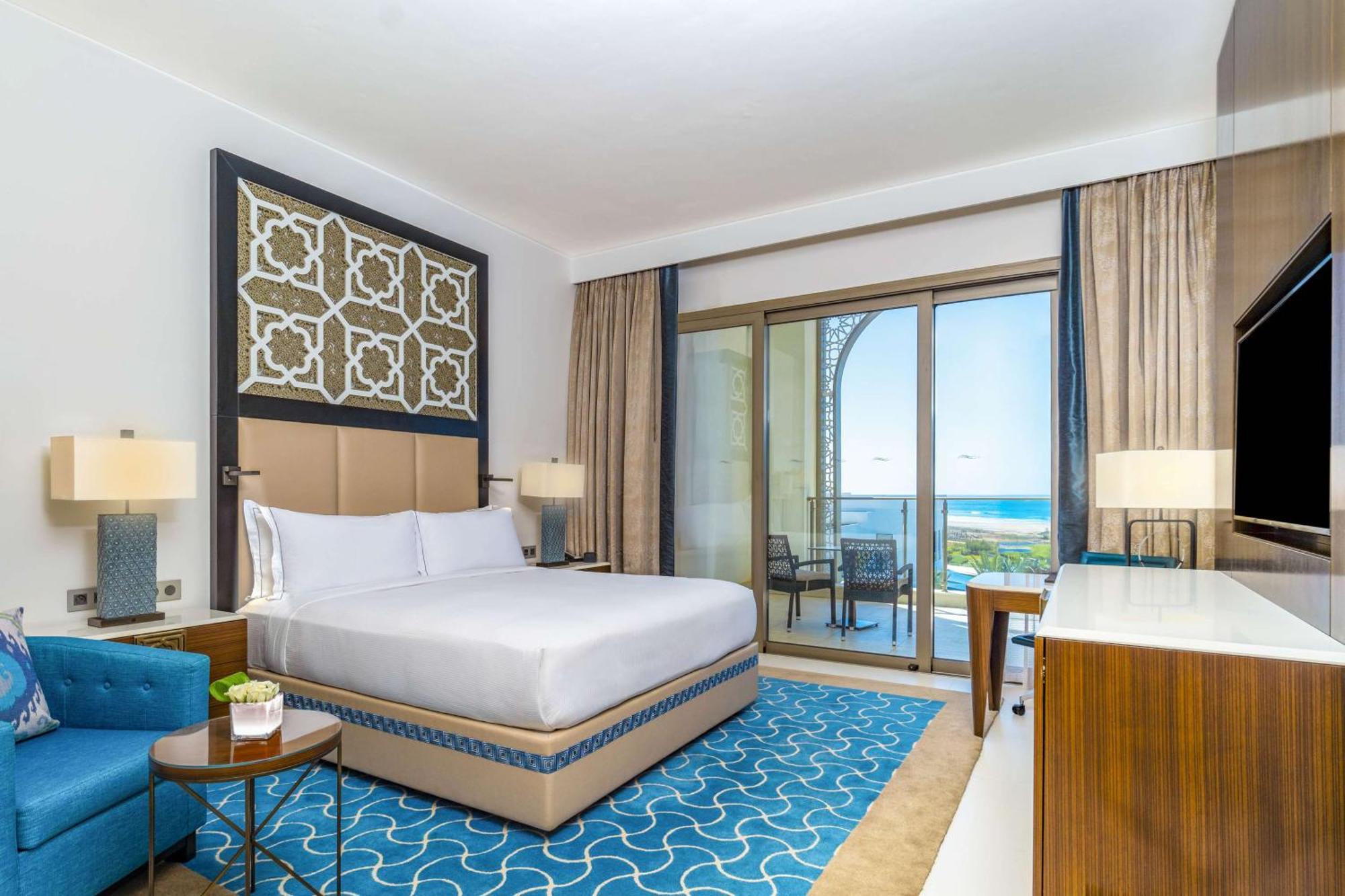 Deluxe King Room Ocean View