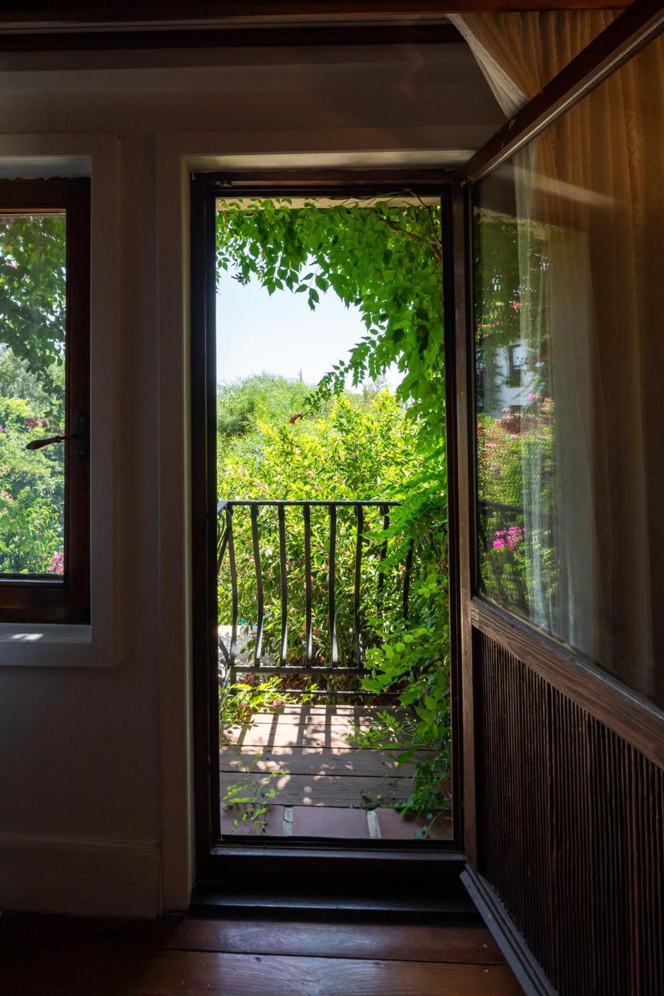 Suite French Balcony